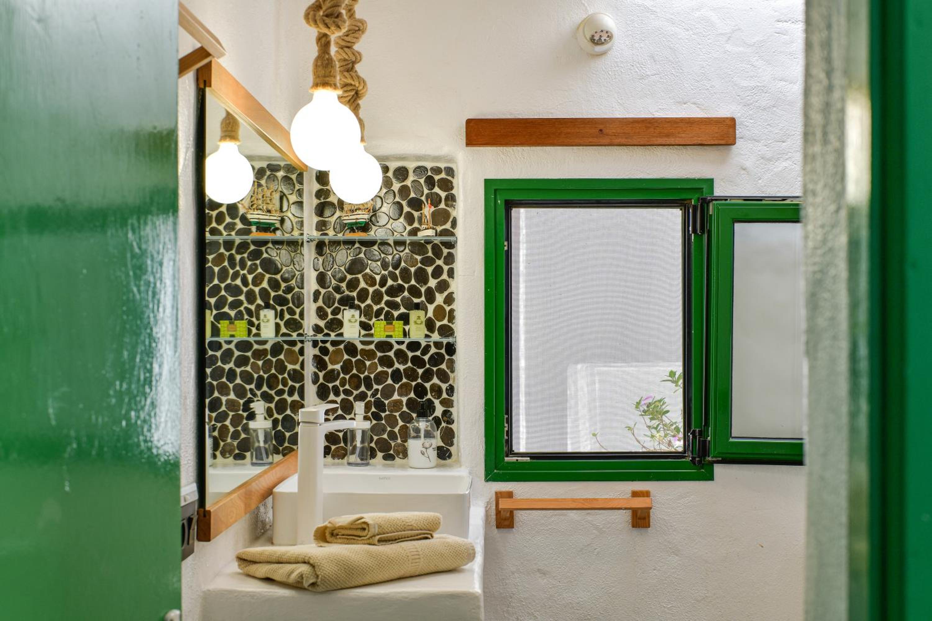 Three-Bedroom House - Photo 13