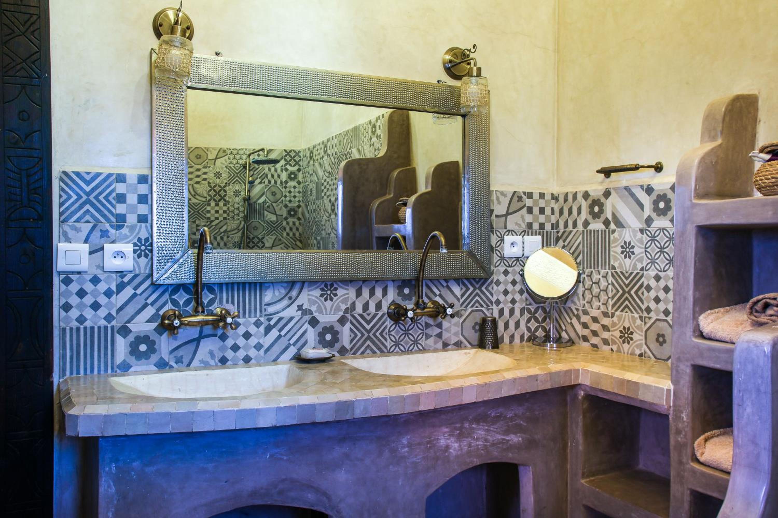 Suite - Photo 6