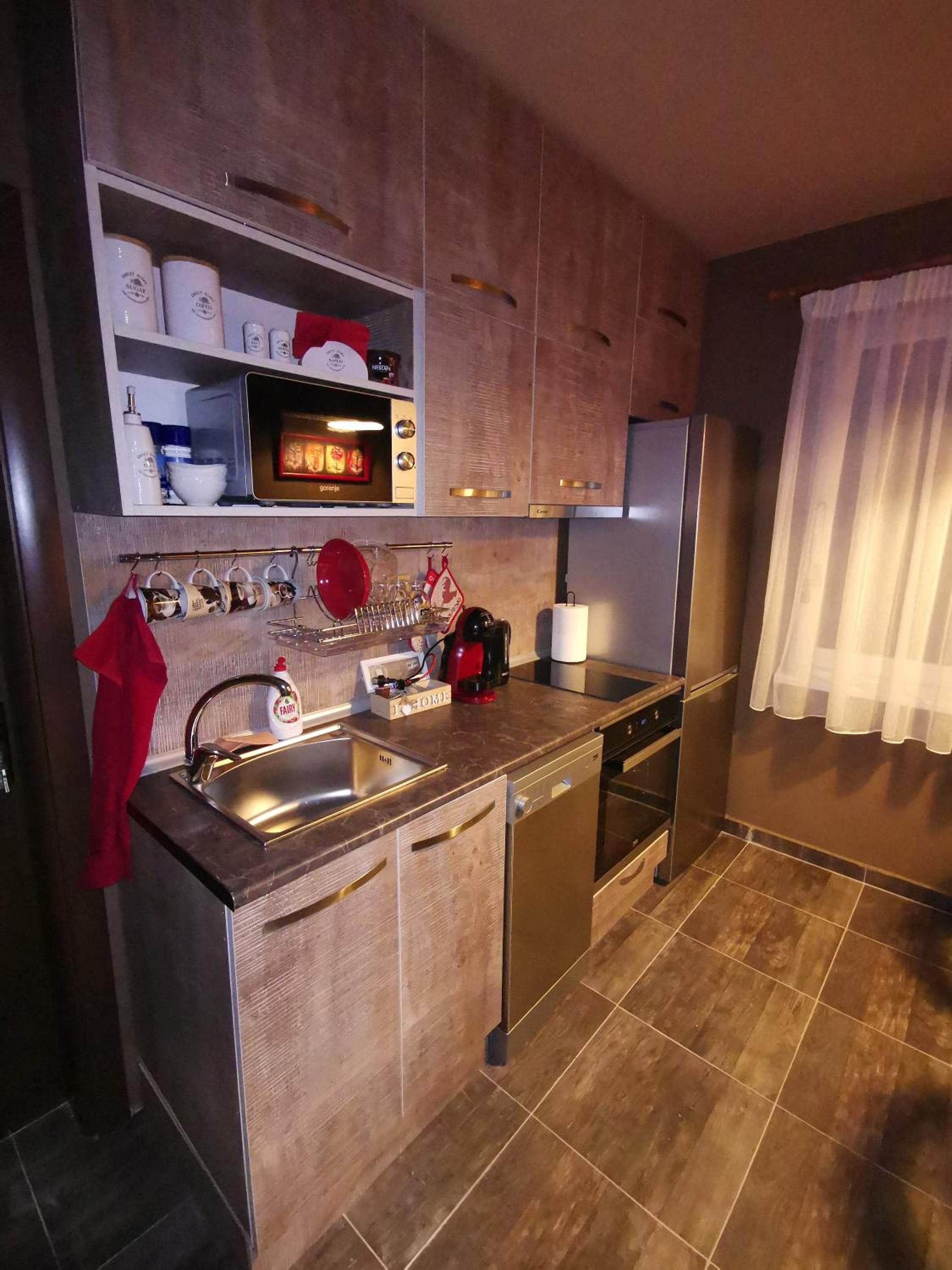 Three-Bedroom Apartment - Photo 61