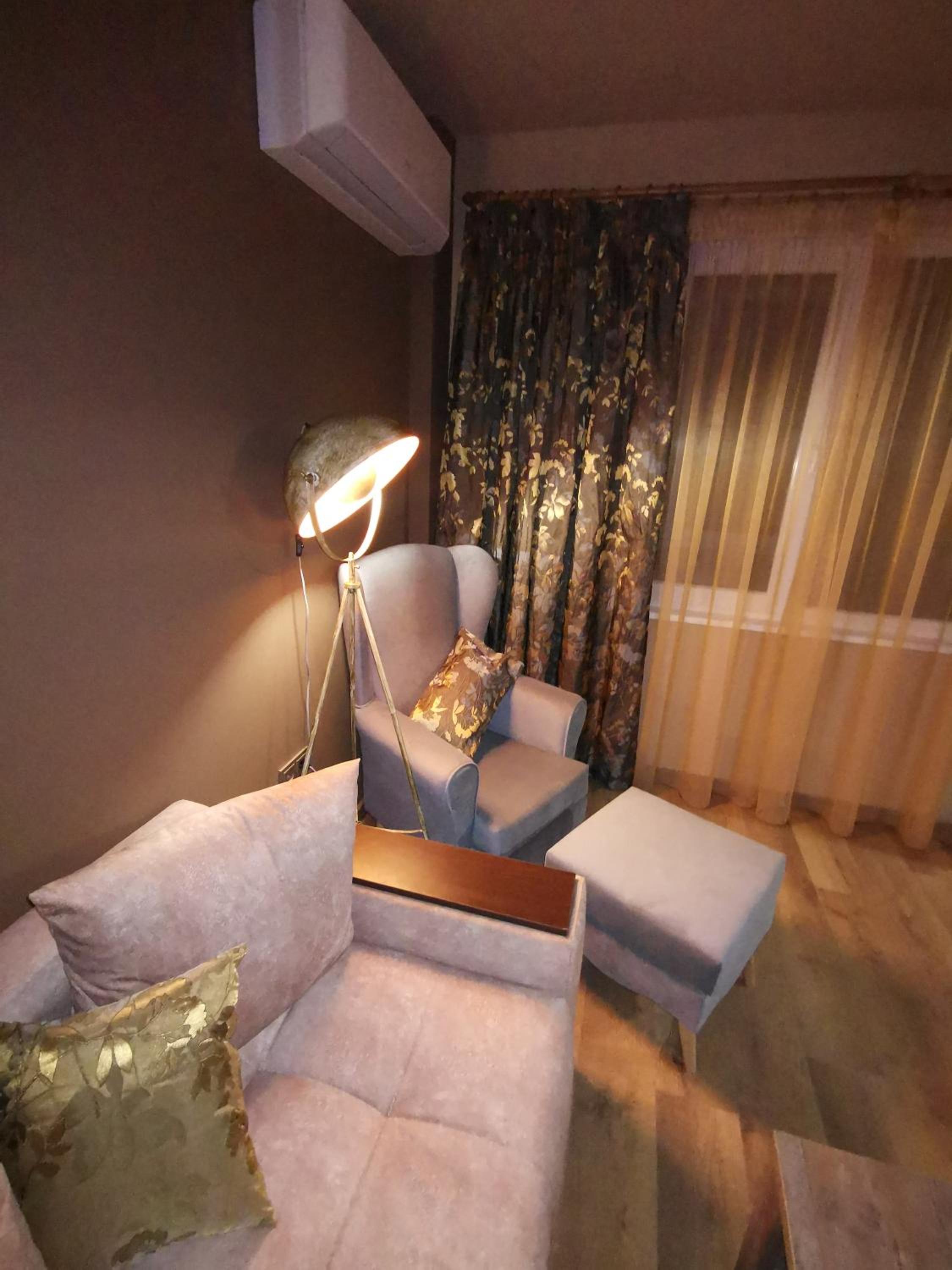 Three-Bedroom Apartment - Photo 23