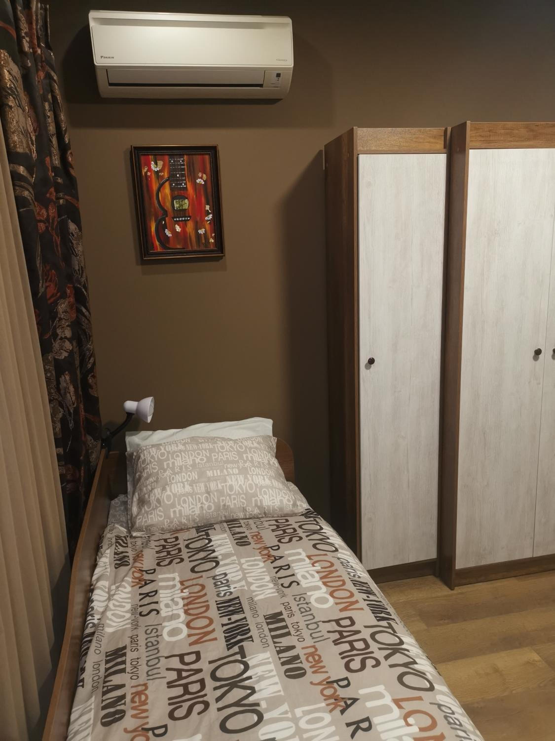 Three-Bedroom Apartment - Photo 27