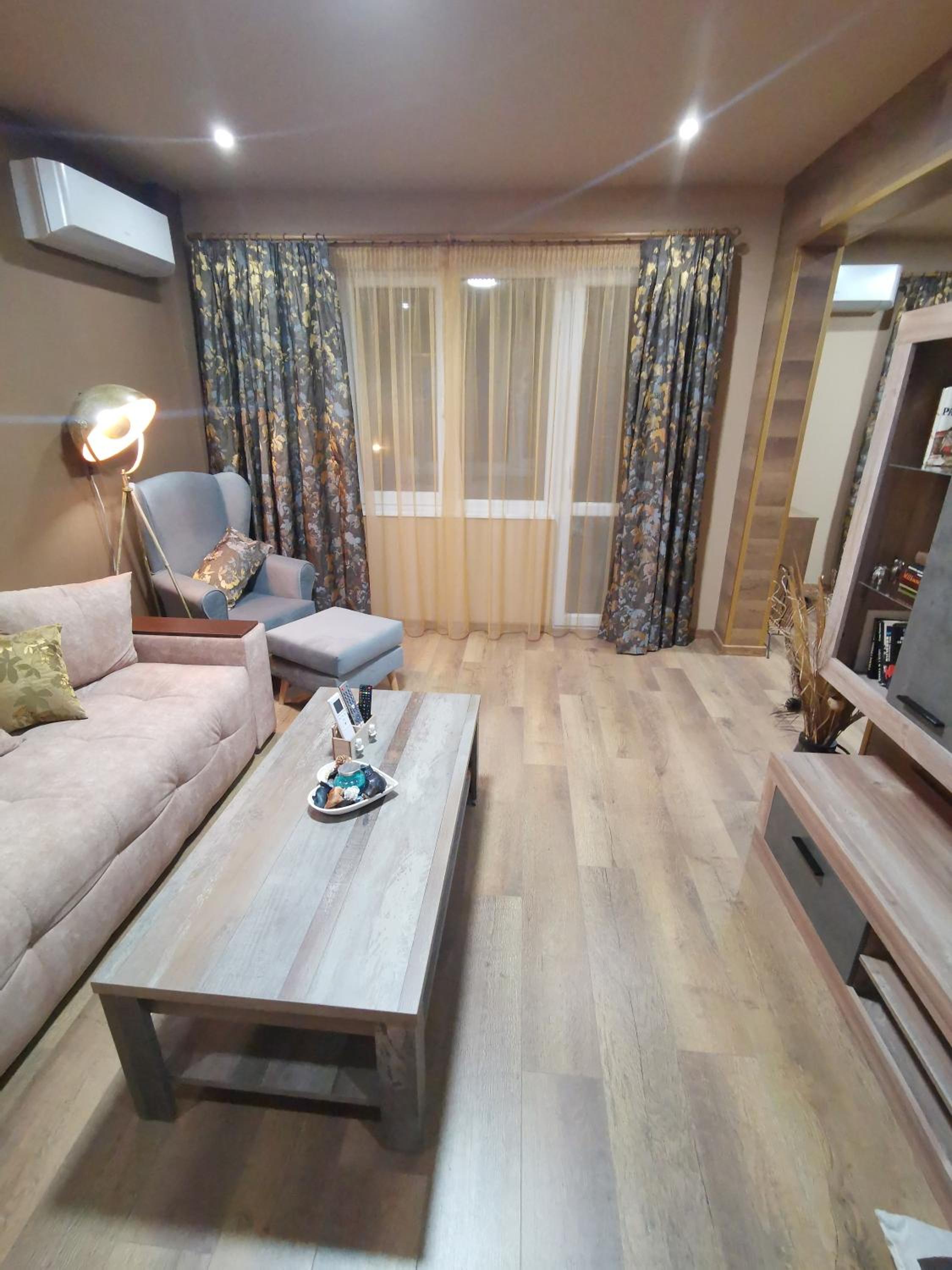 Three-Bedroom Apartment - Photo 41