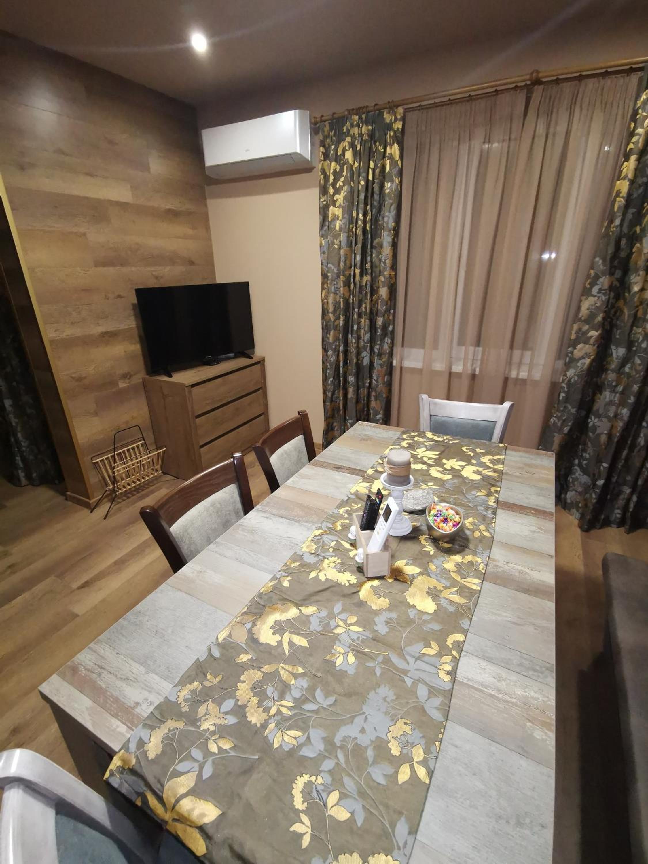 Three-Bedroom Apartment - Photo 46