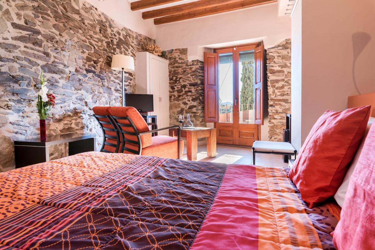 Habitación Doble con Balcón y Vista a los Viñedos
