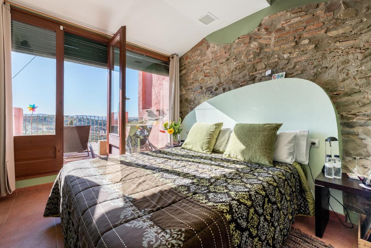 Habitación Doble con Terraza y Vista a Viñedo y Parque Natural.