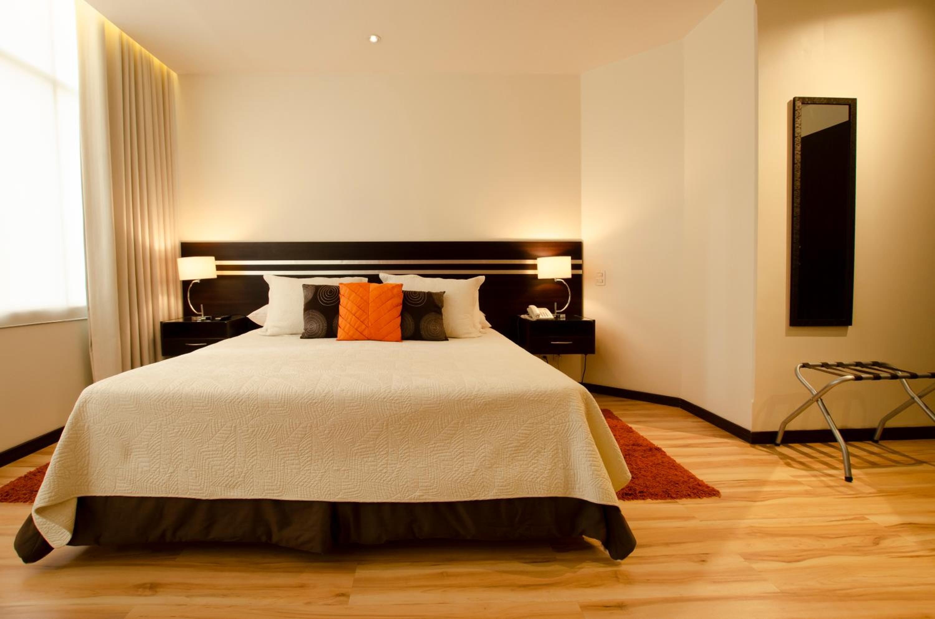 Large Double or Twin Room photo 3