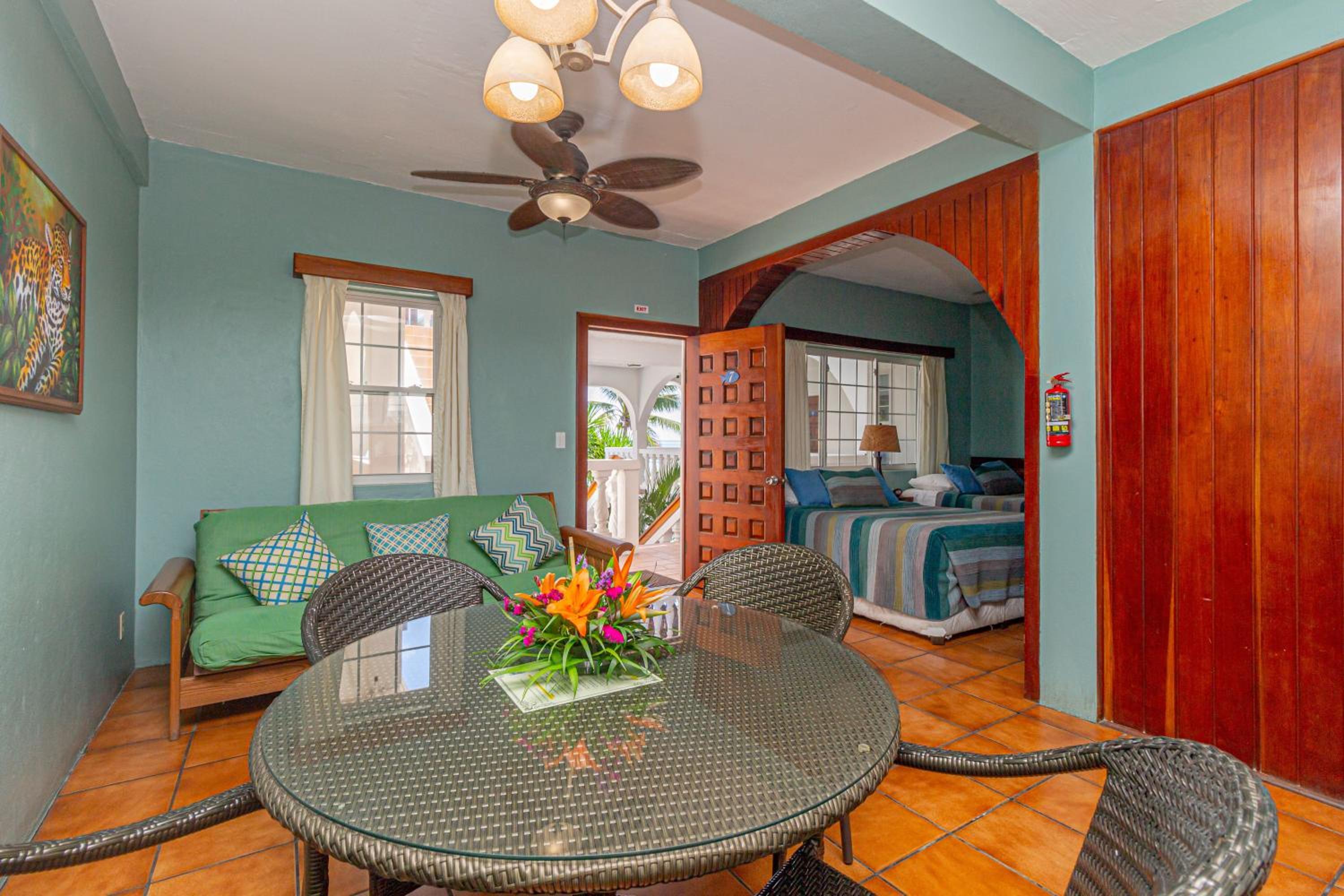 Suite with Garden View  photo 2