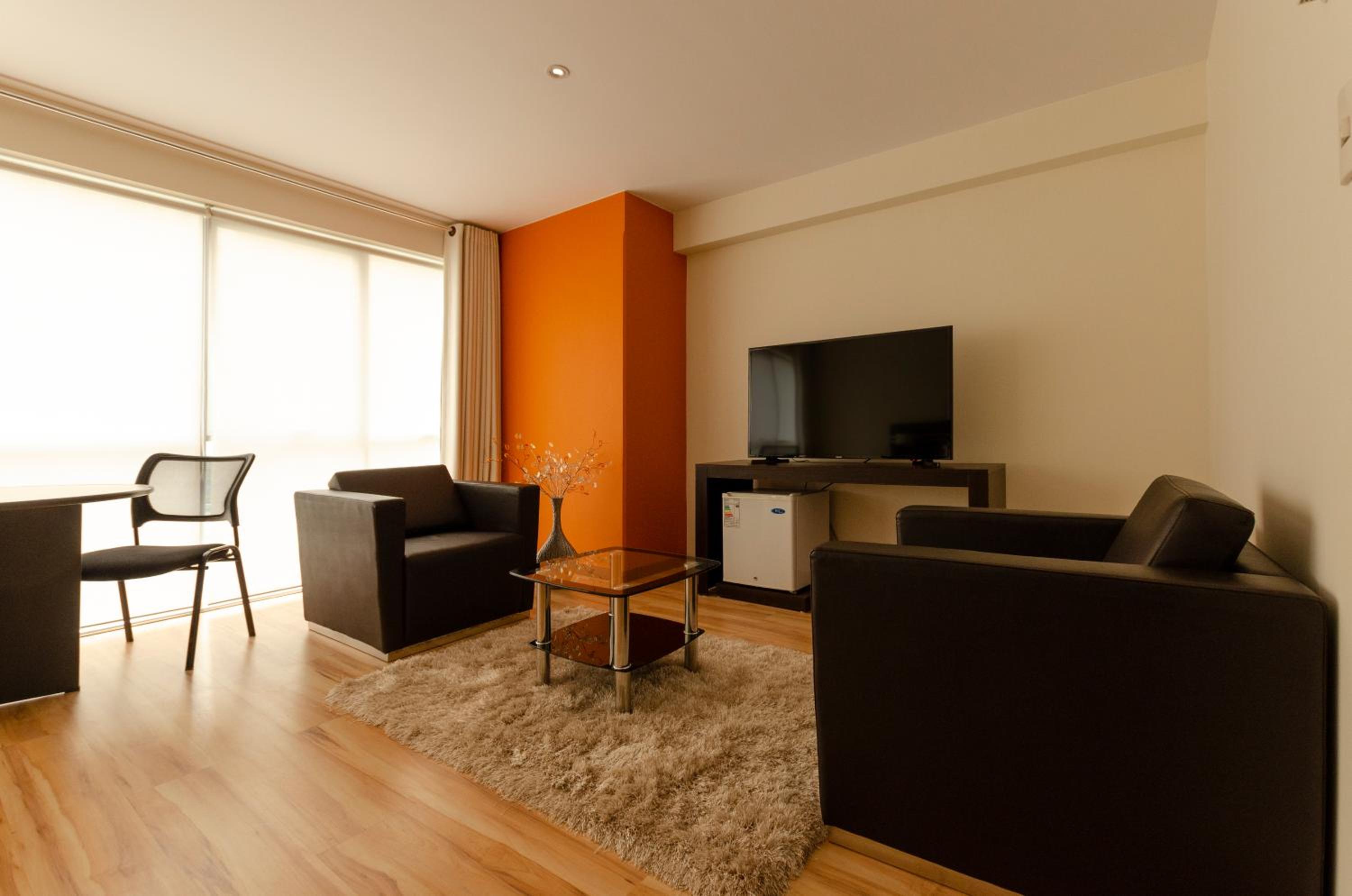 Deluxe Double or Twin Room photo 3