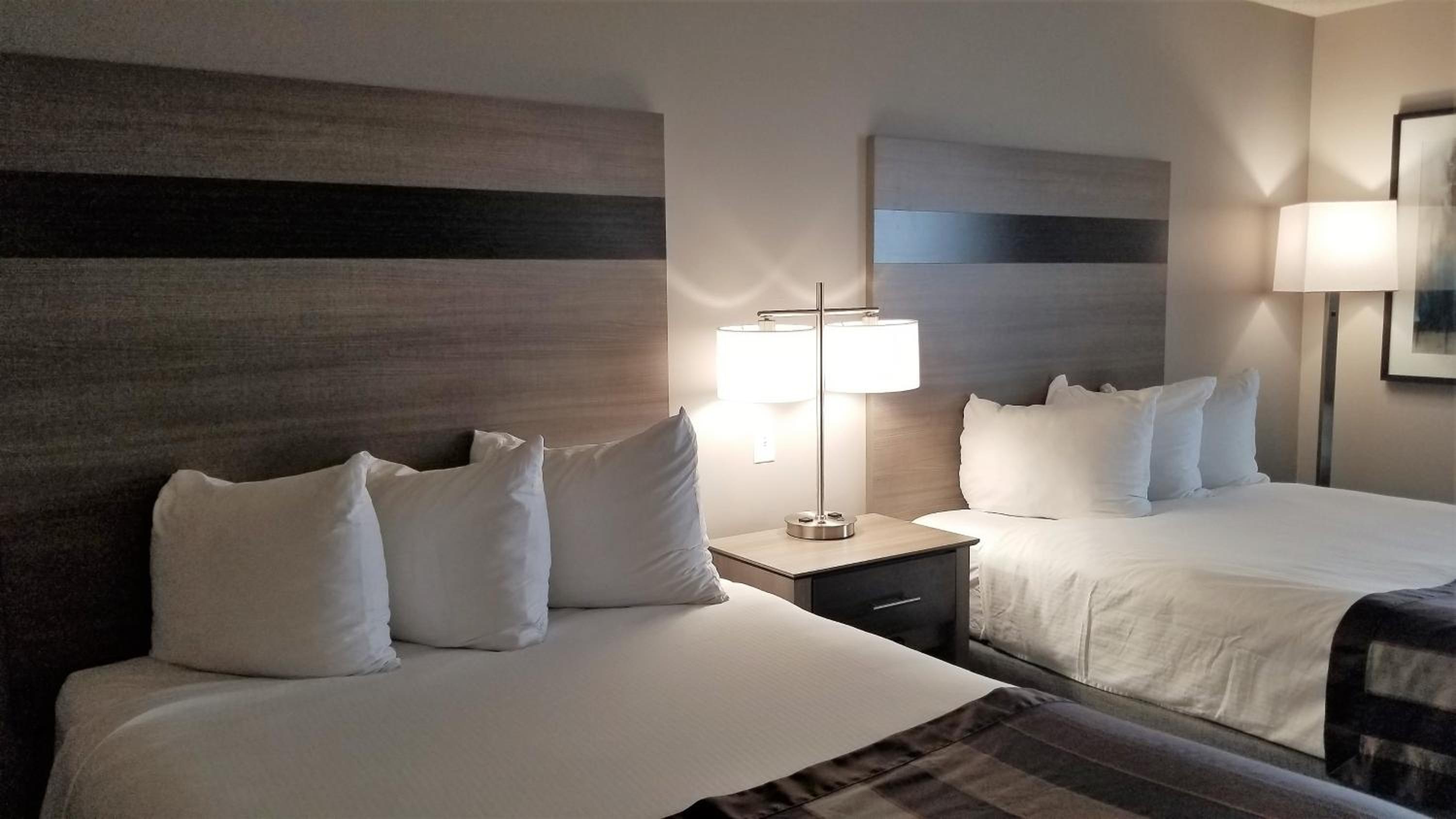 Double Room with Two Double Beds - Photo 8