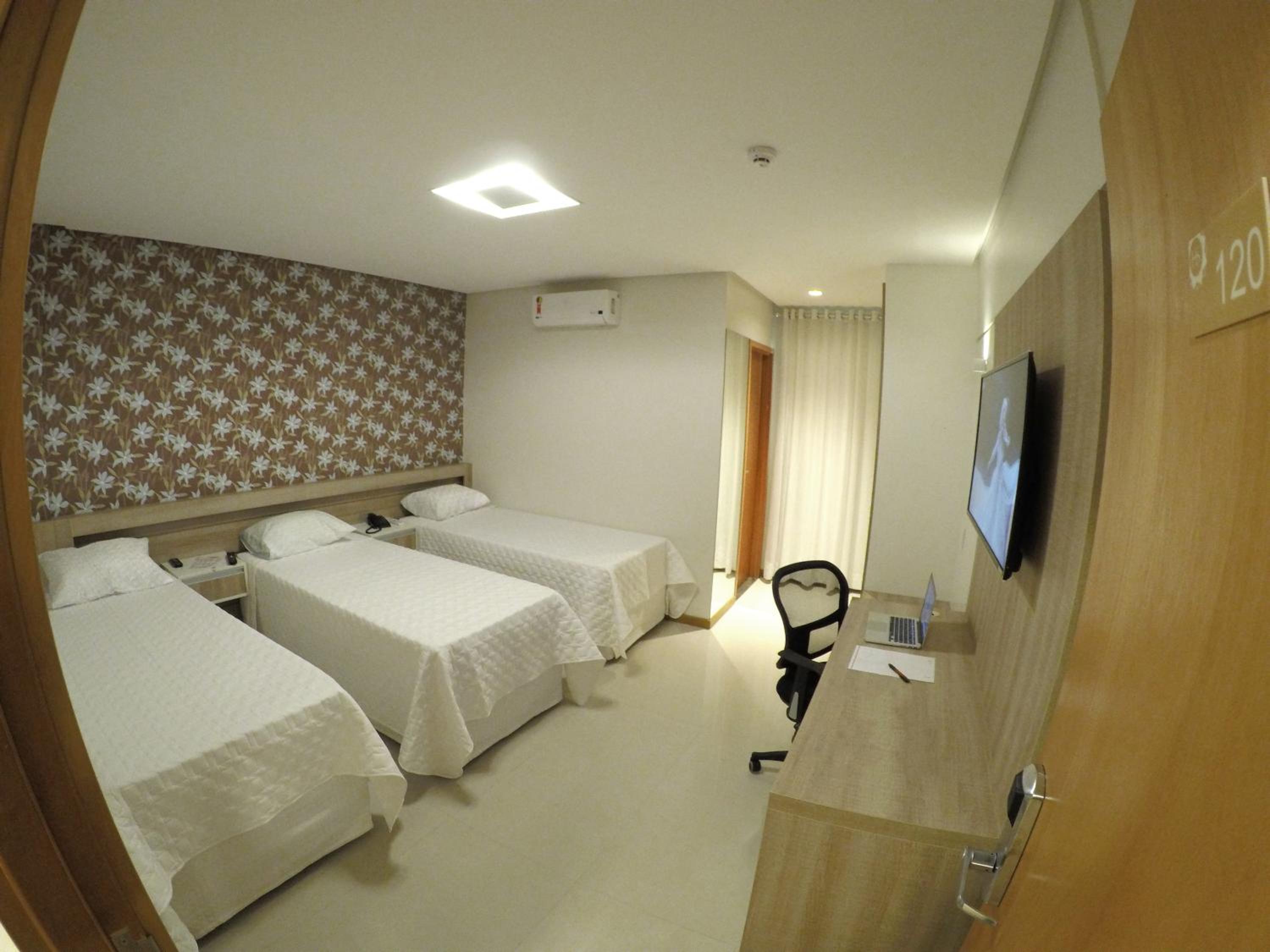 Standard Triple Room photo 3