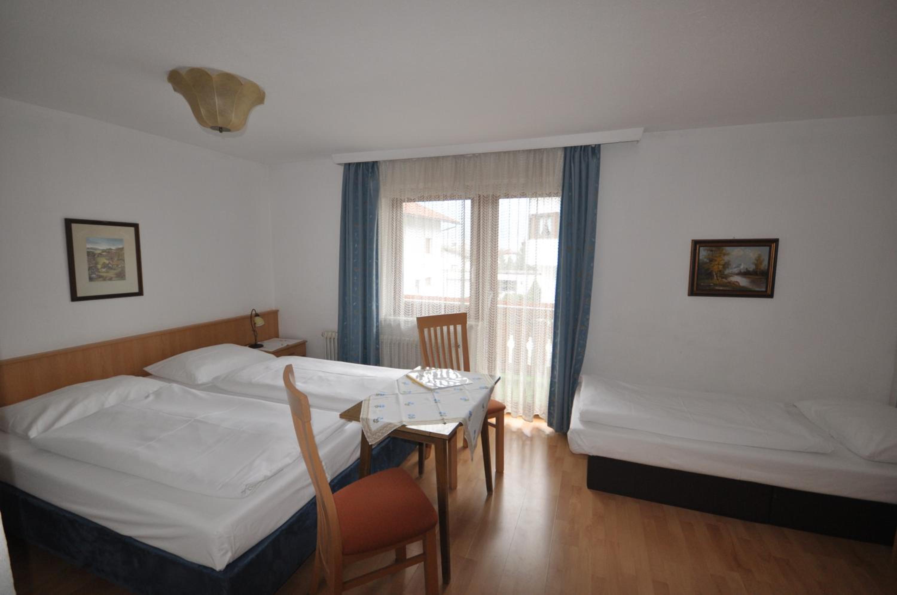 Triple Room photo 2