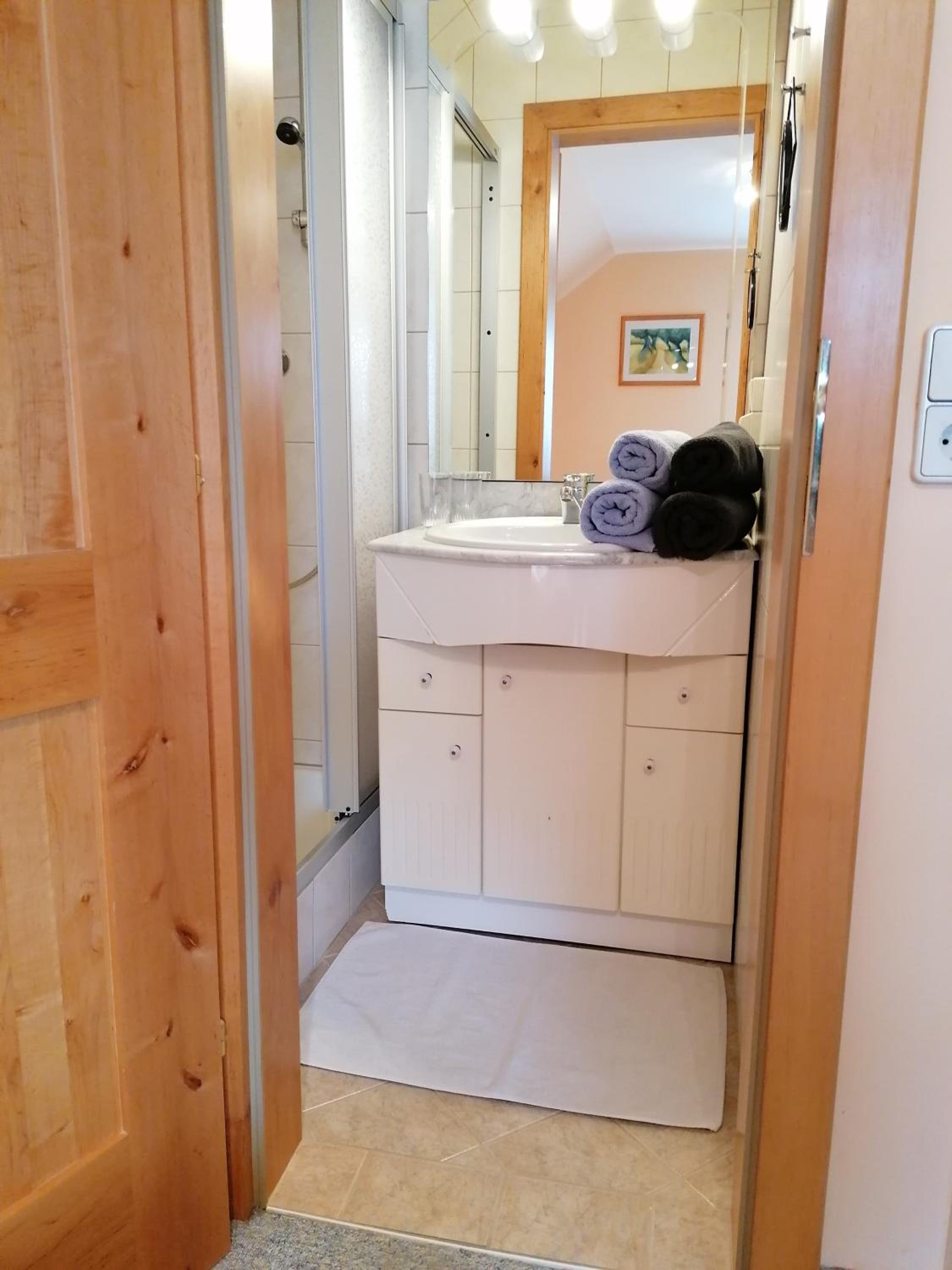 One-Bedroom Apartment - Photo 7