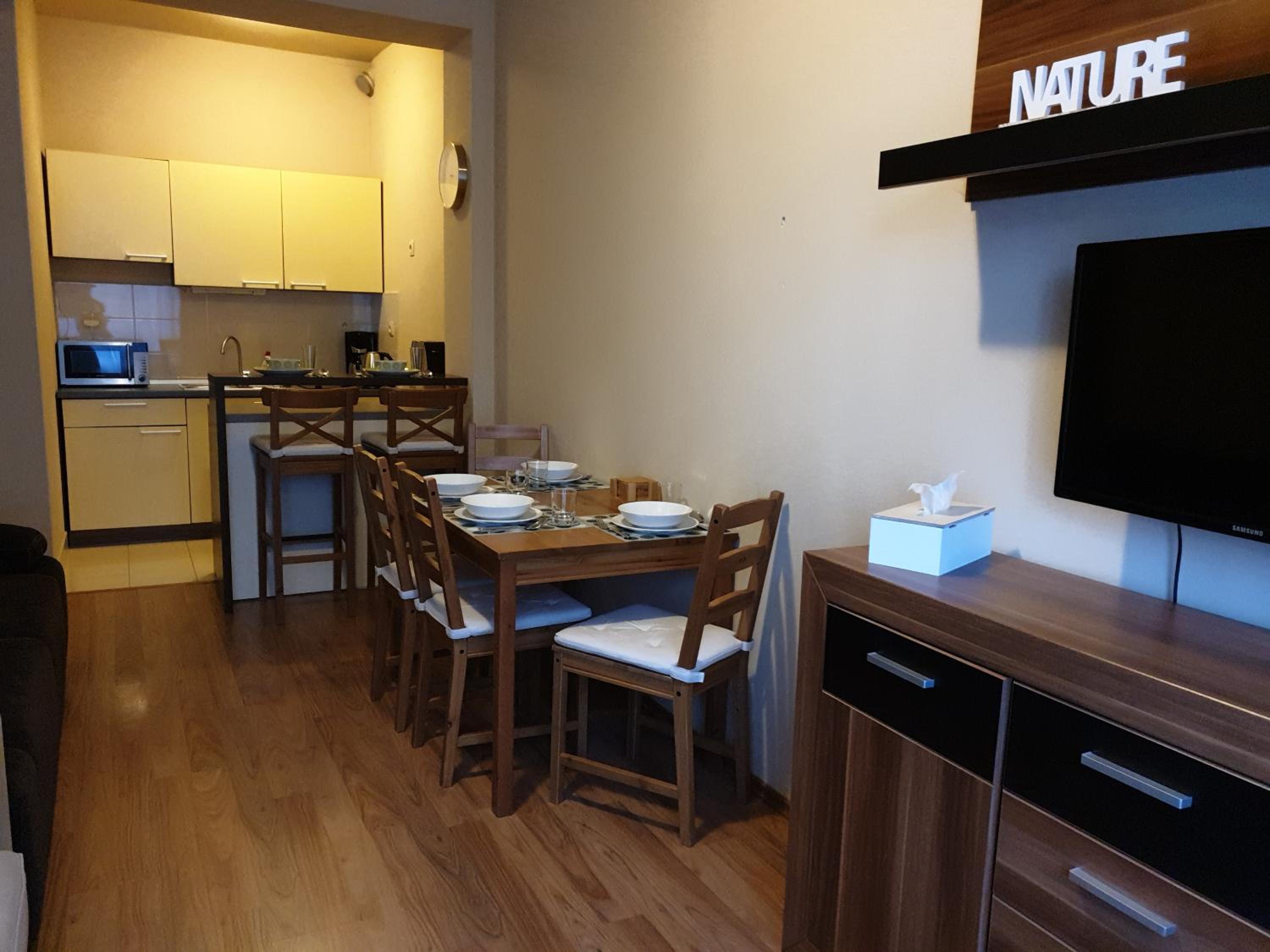 Apartment - Photo 8