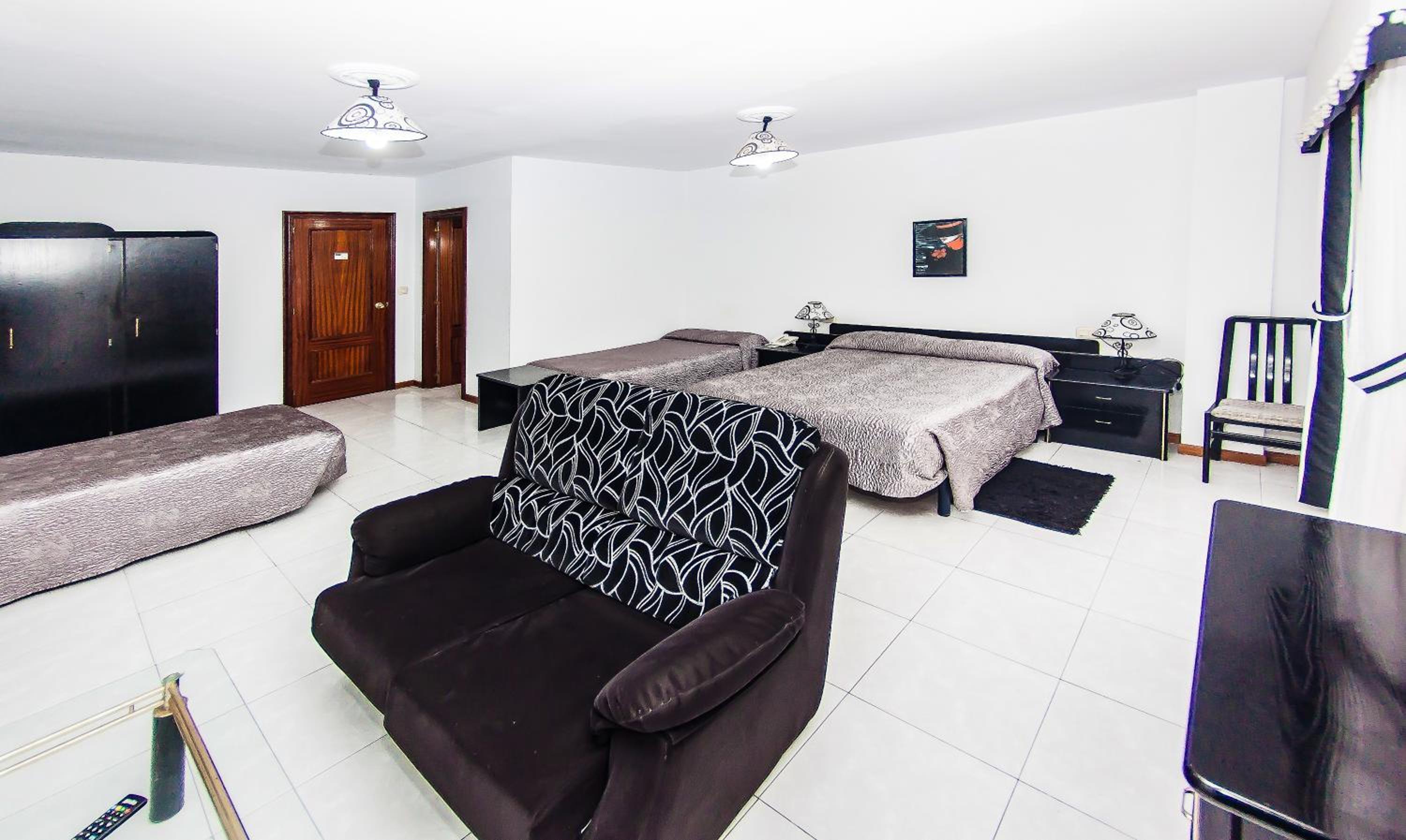Triple Room - Photo 1