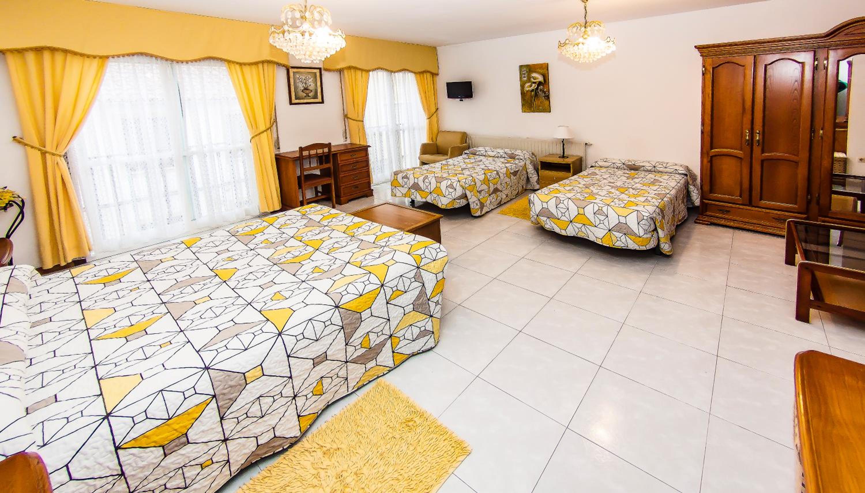 Triple Room - Photo 7