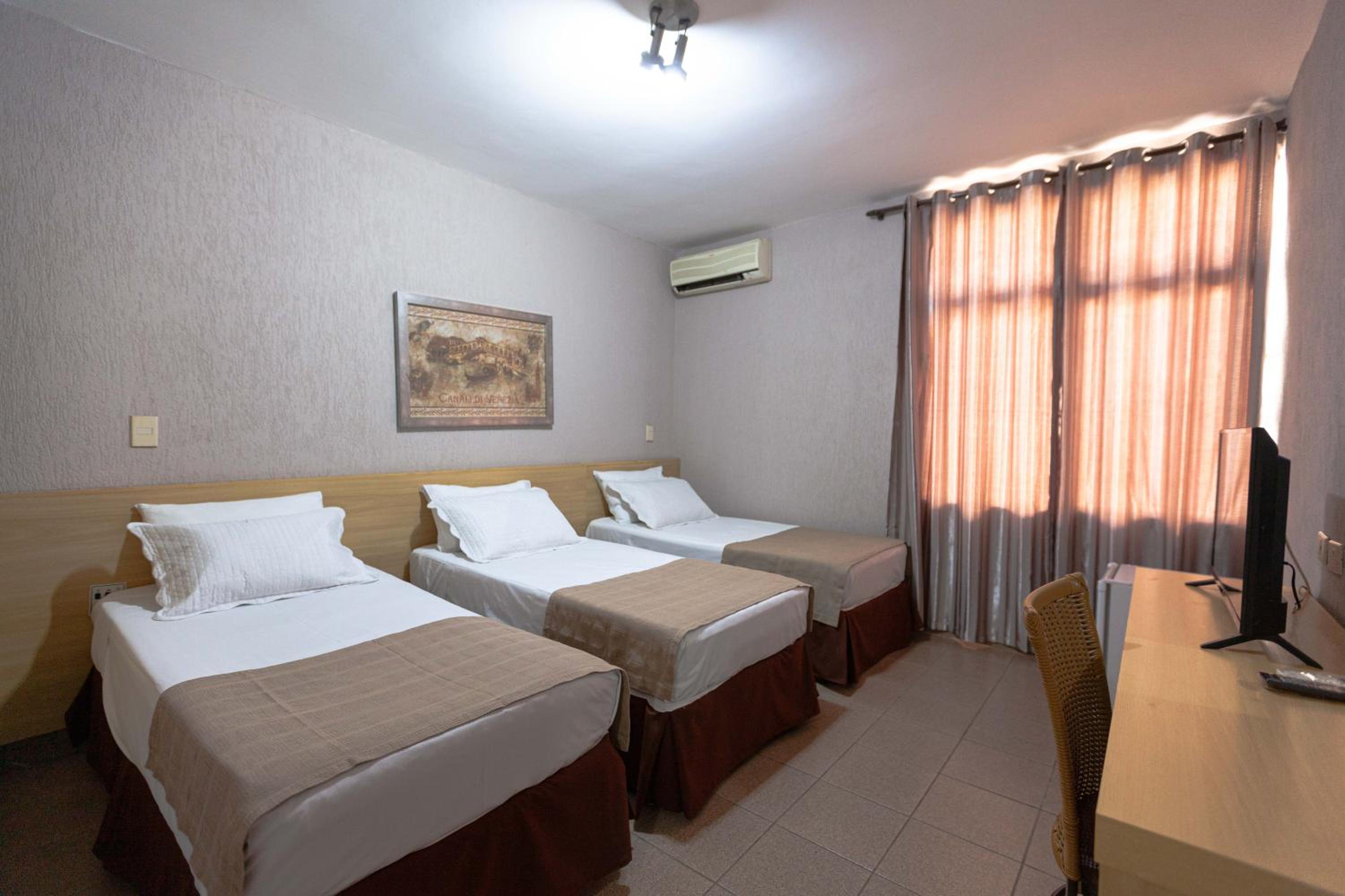 Standard Triple Room - Photo 3