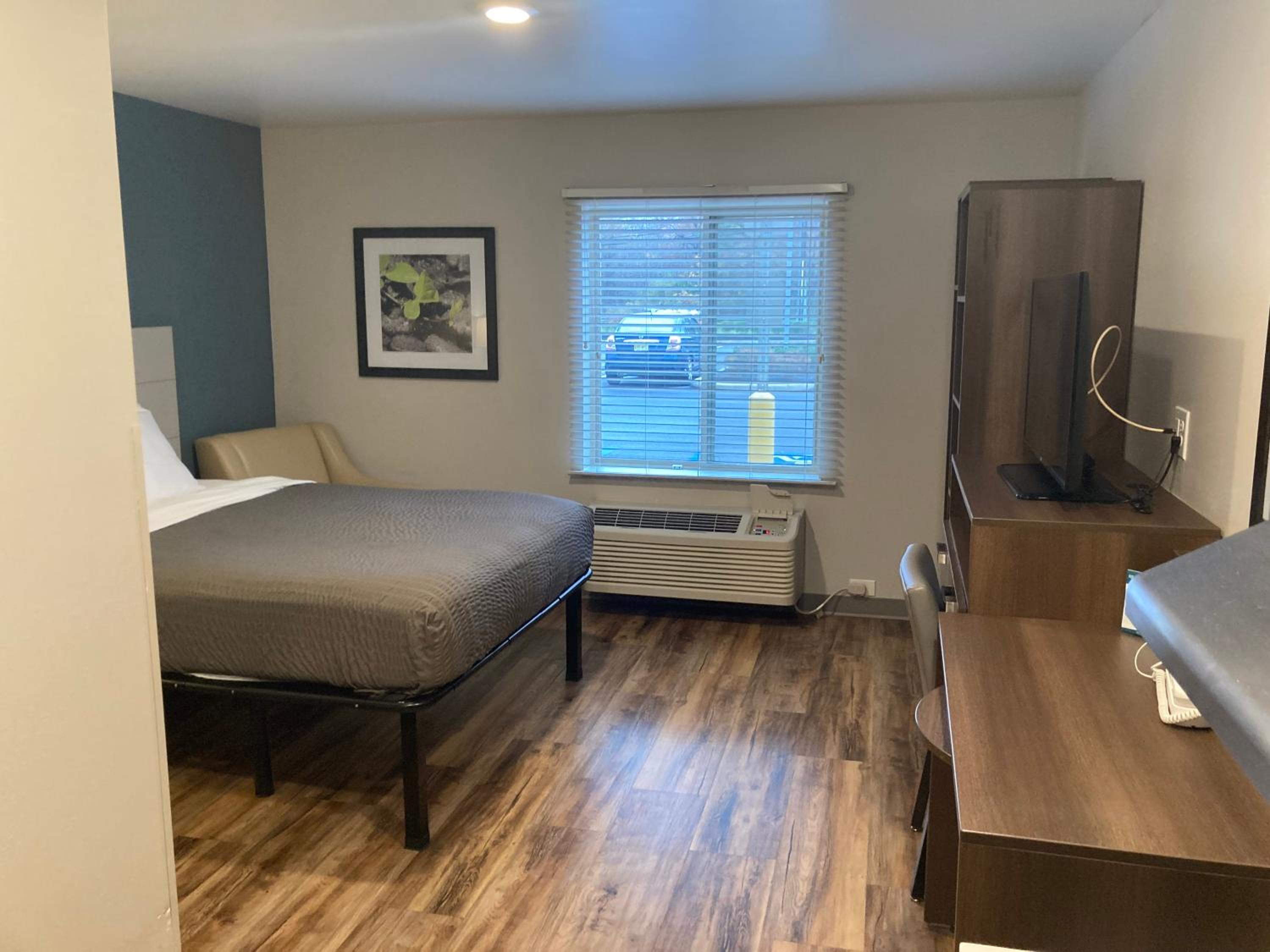 Woodspring Suites Cherry Hill, Photo 2