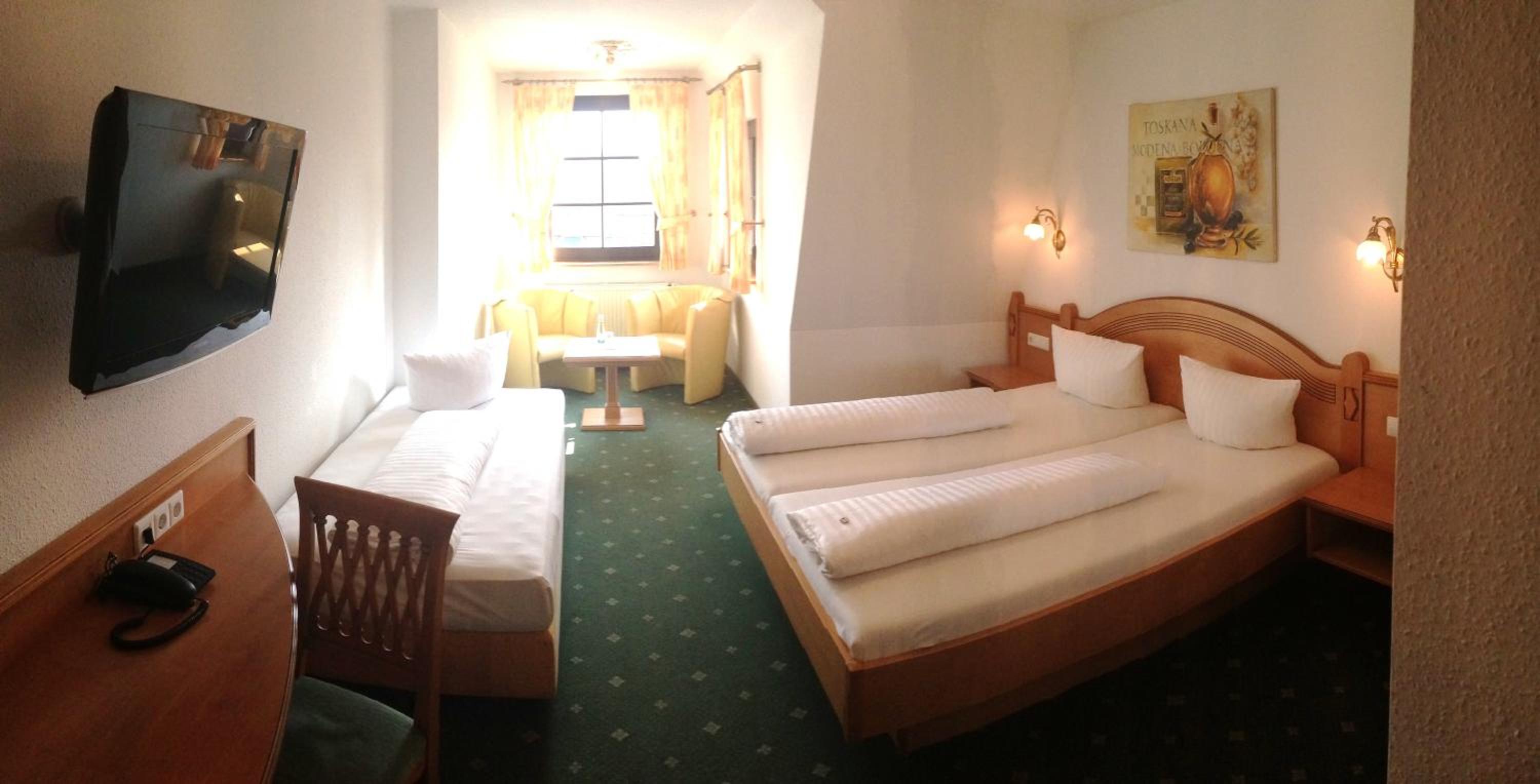 Triple Room - Photo 1