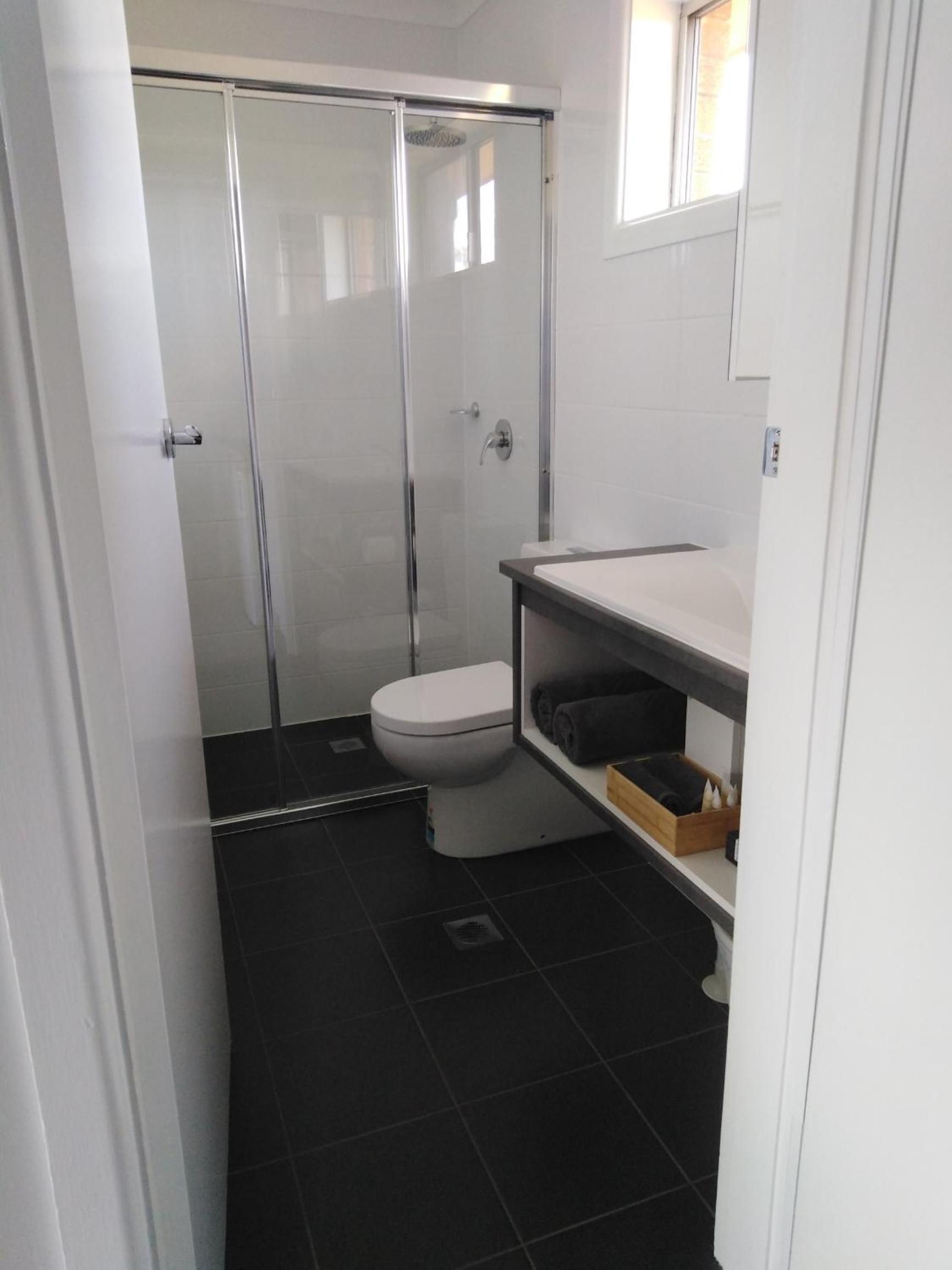 Queen Suite photo 2