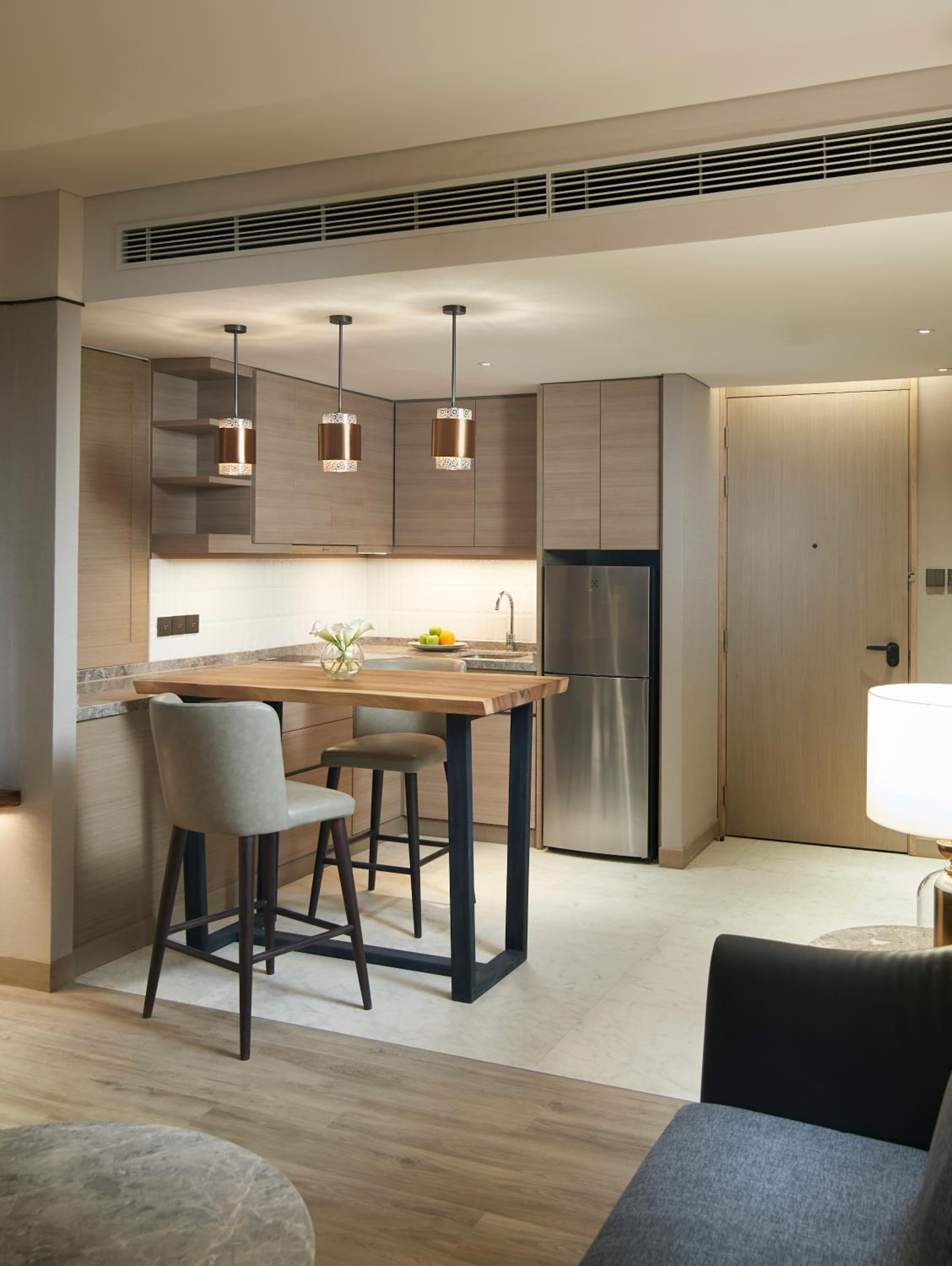 Club Two Bedroom Corner Suite thumbnail 6