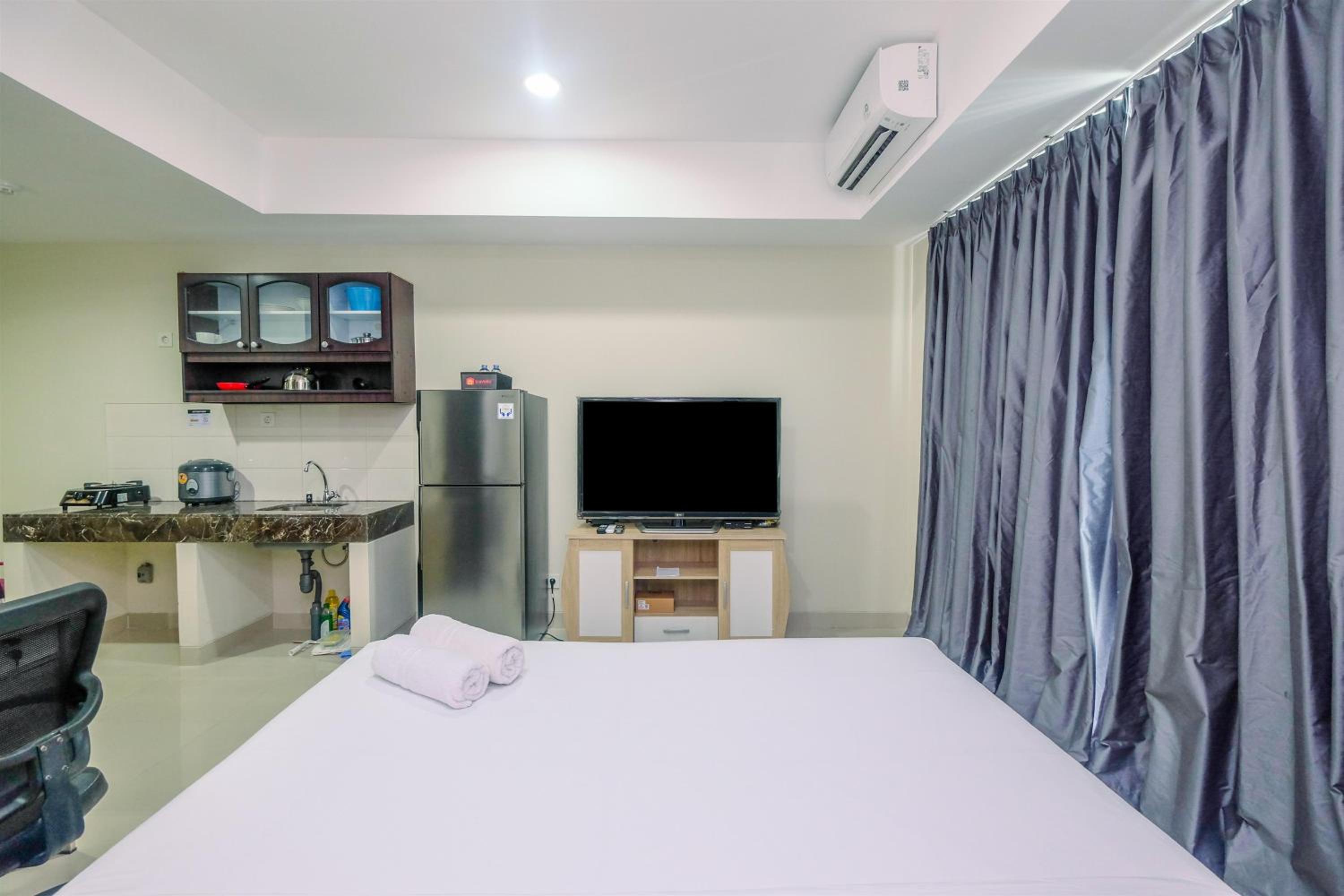 Studio Apartment - Photo 6