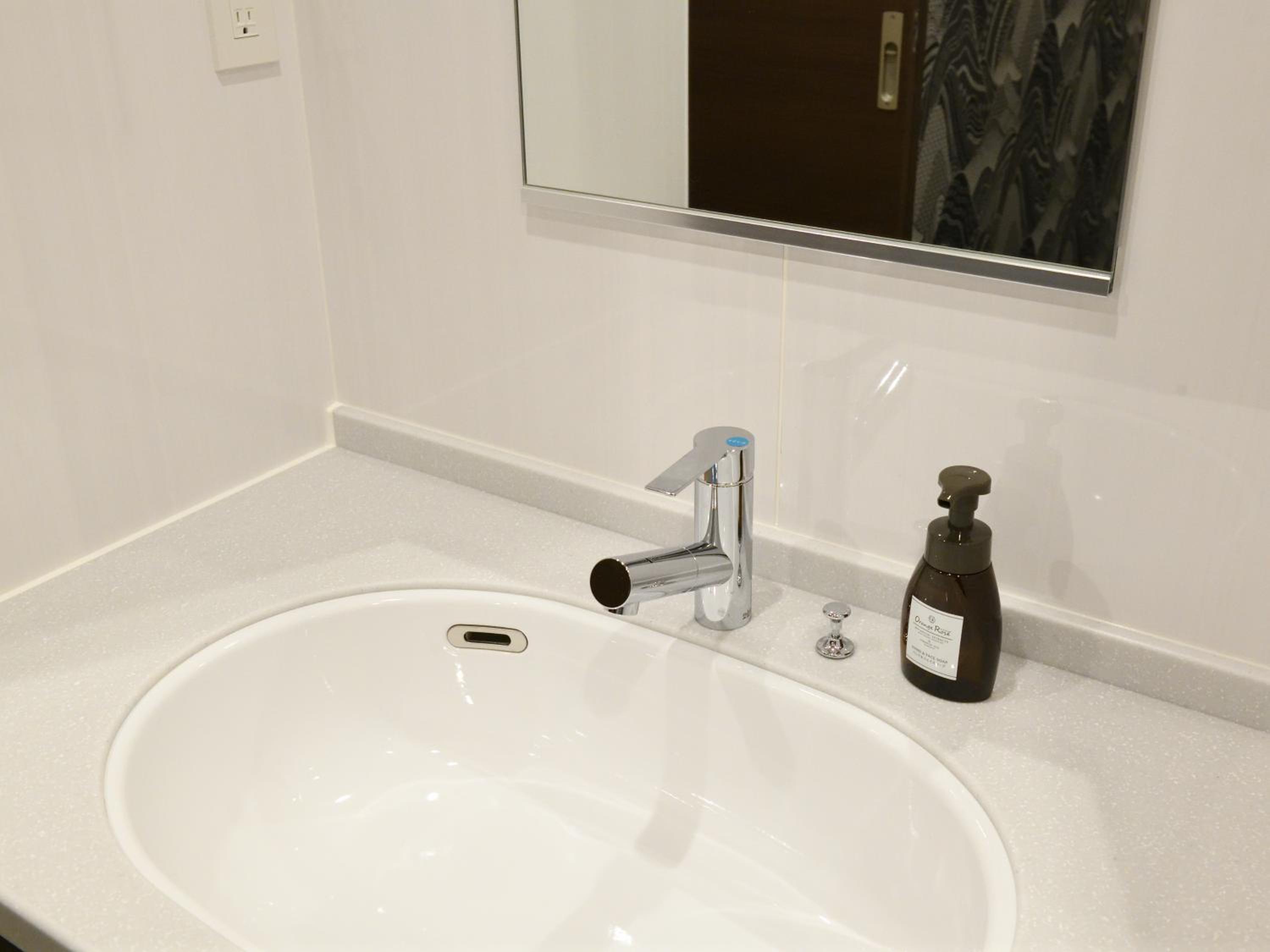 Suite with Terrace - Photo 7