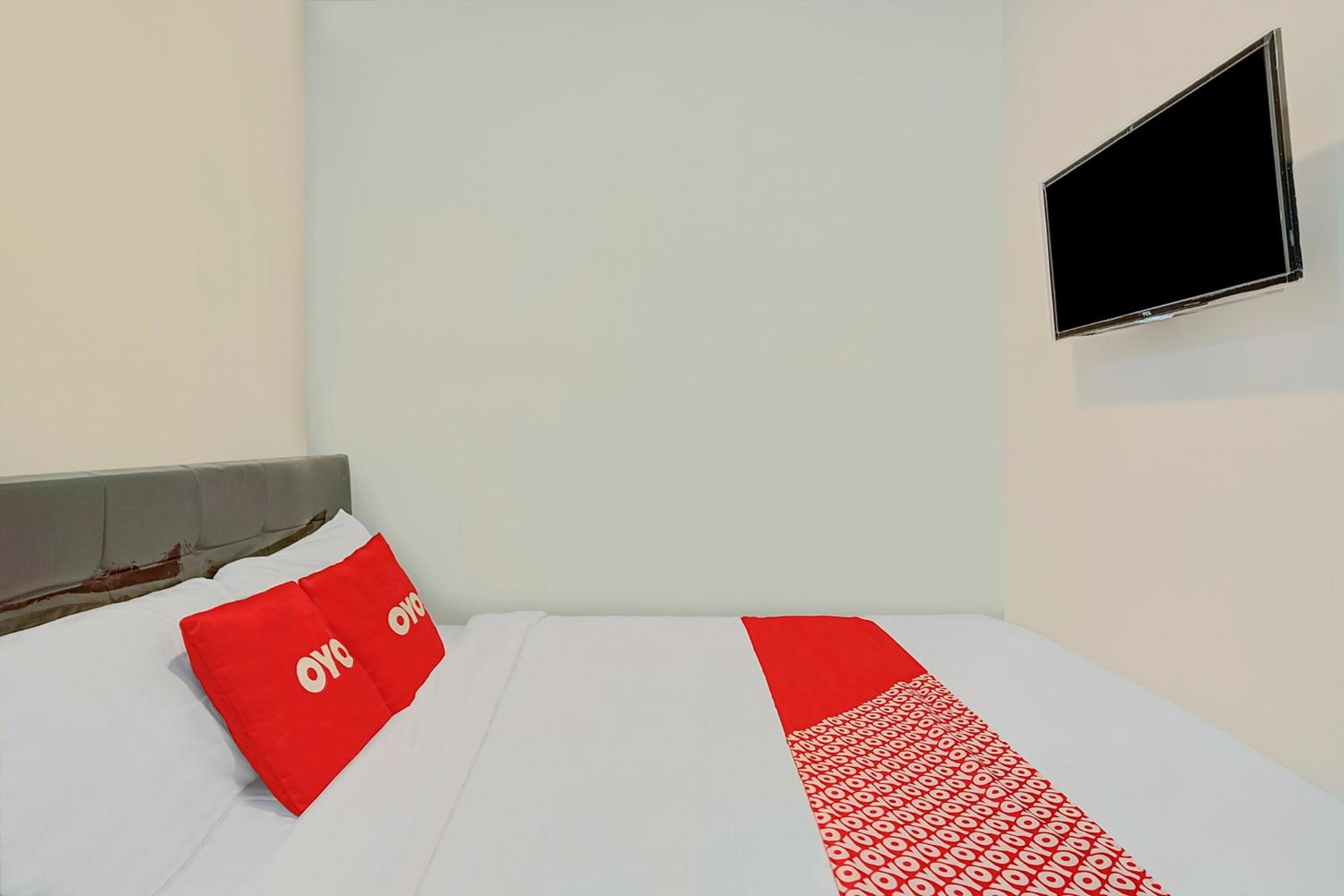 Deluxe Double Room - Photo 7