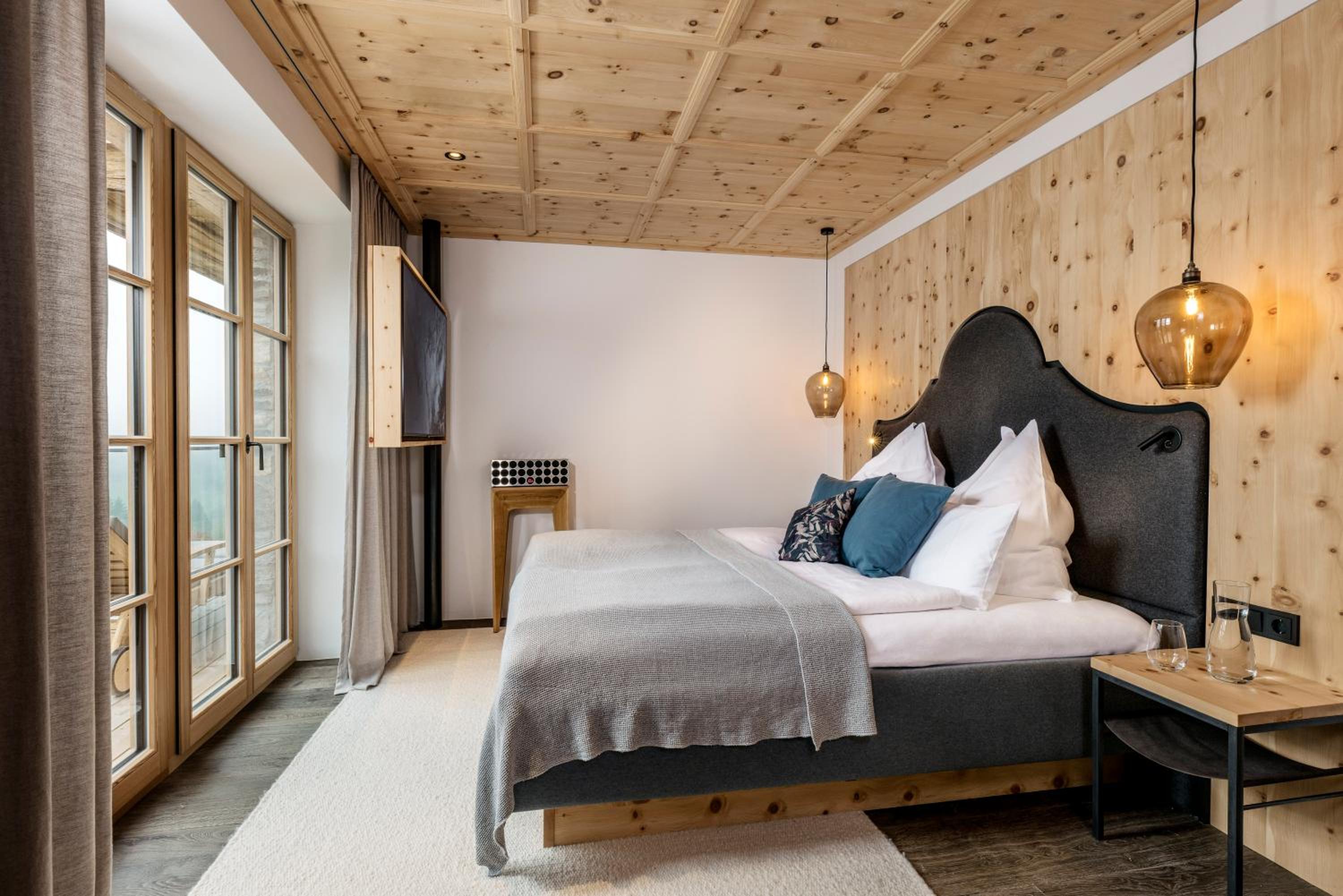 Three-Bedroom Chalet photo 2