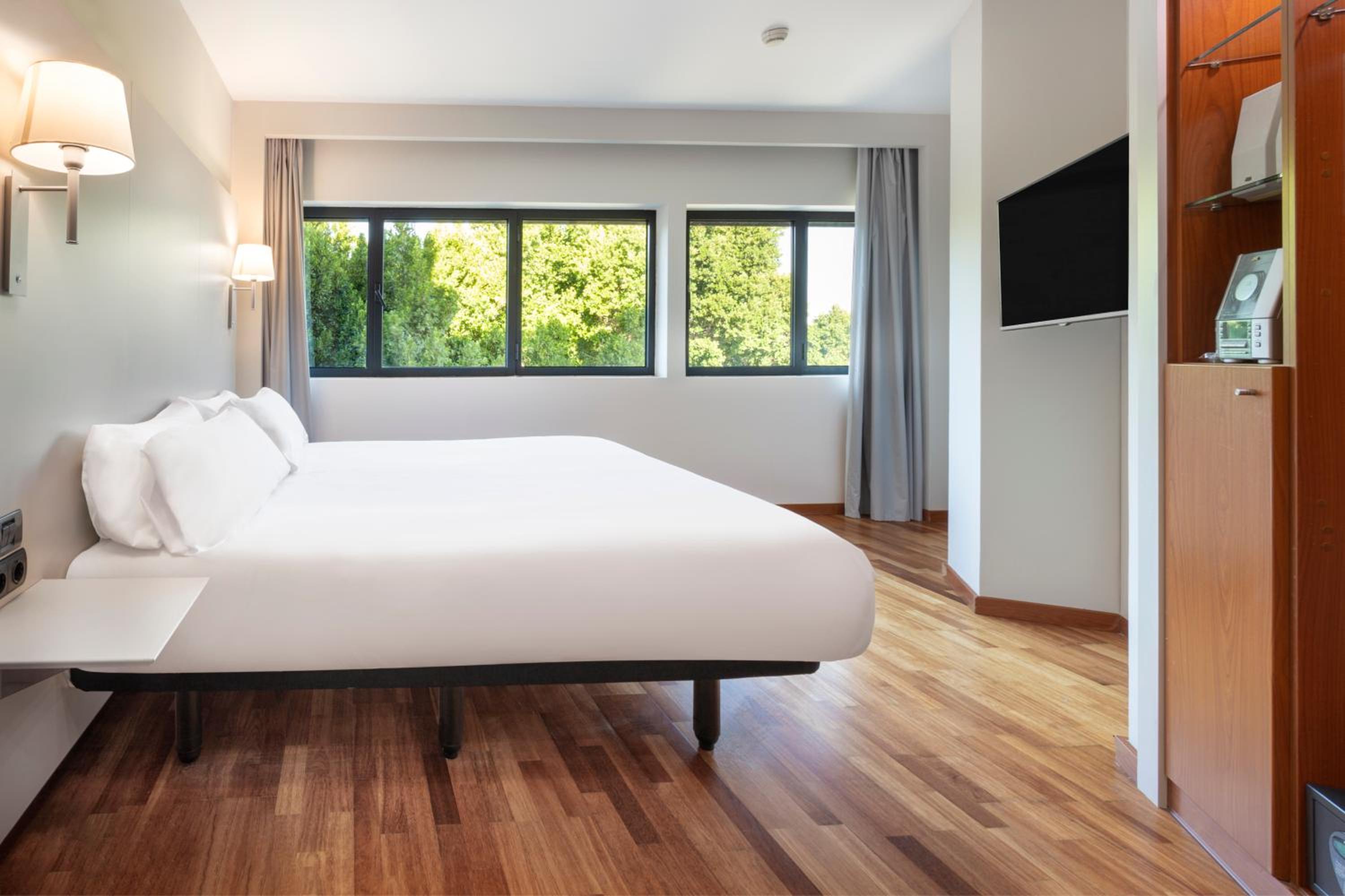 Junior Suite - Photo 1