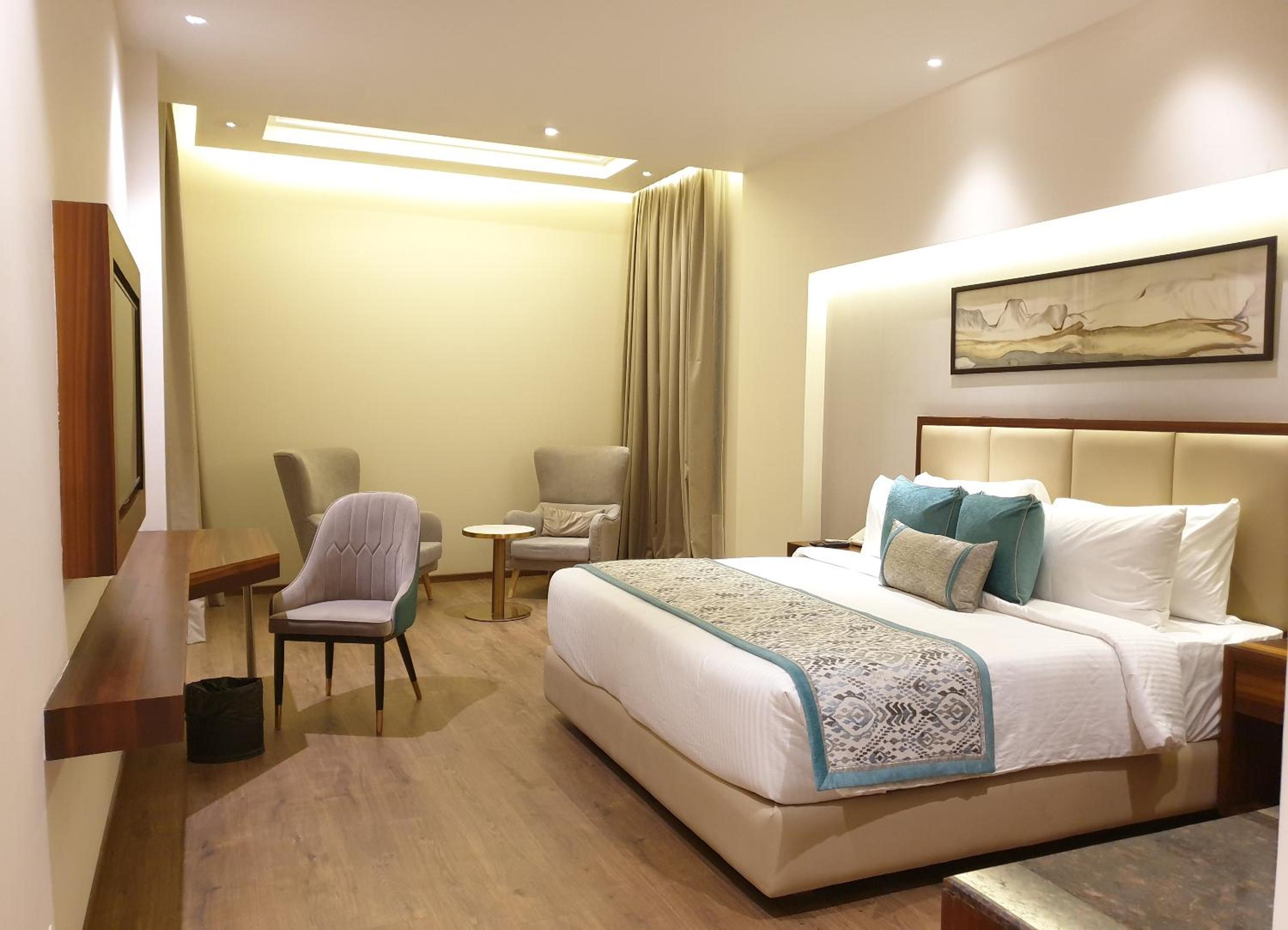 Deluxe Double Room - Photo 8