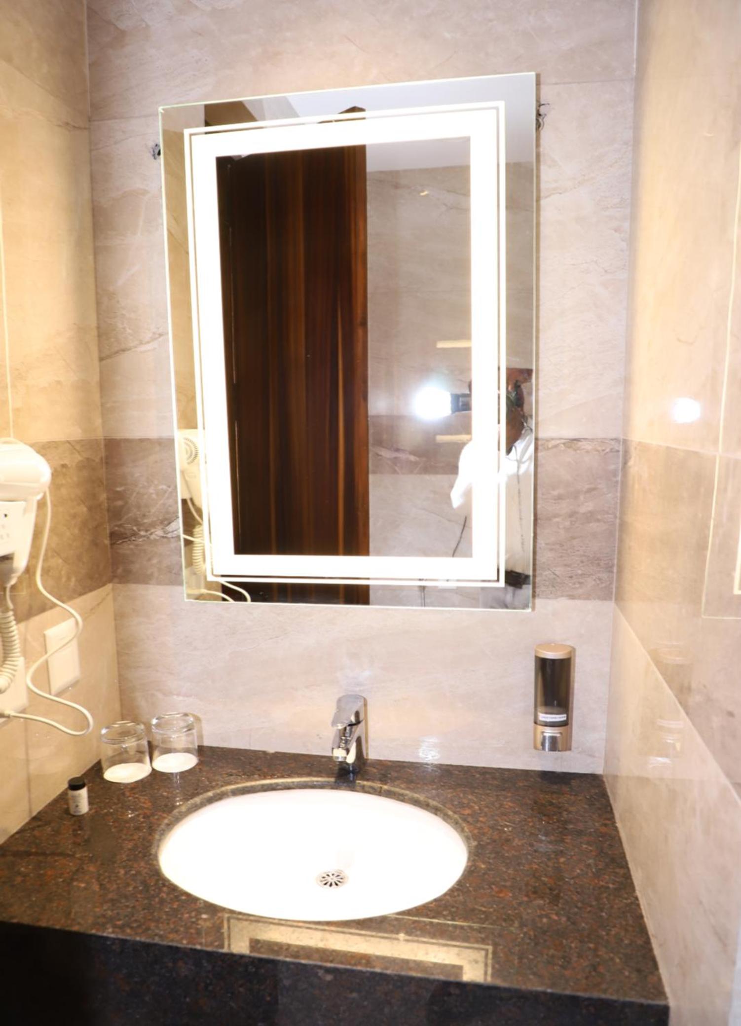 Deluxe Double Room - Photo 2