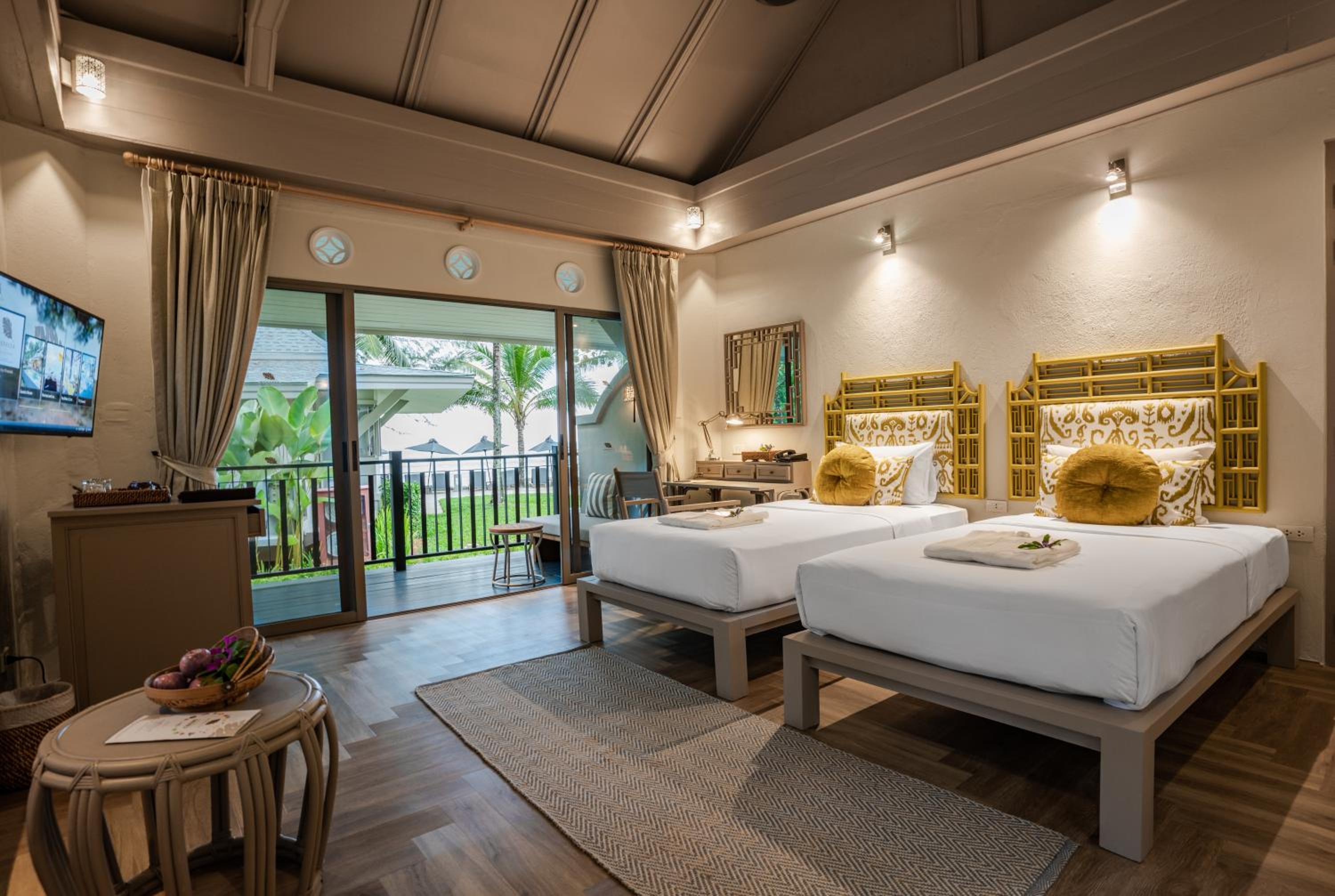 Deluxe Bungalow - Photo 2