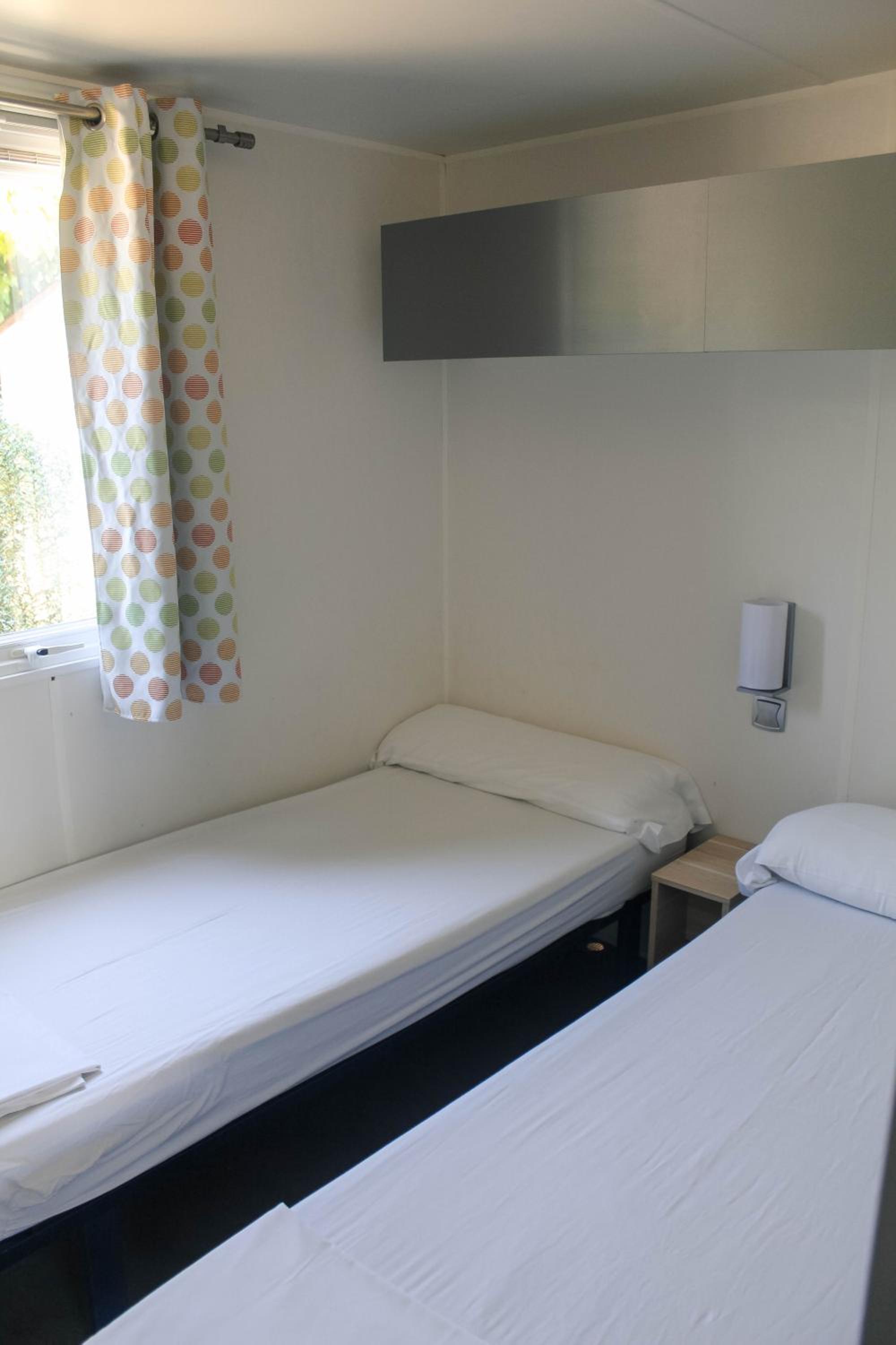 Two-Bedroom Bungalow (5 Adults) photo 2