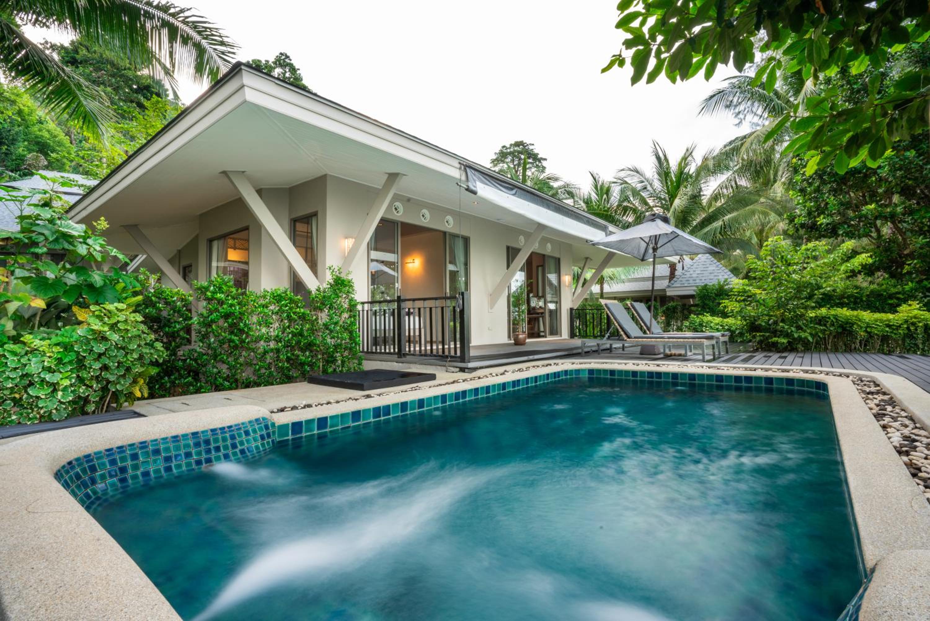 Villa - Beach Front photo 2