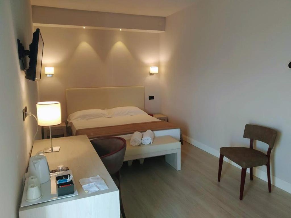 Deluxe Double Room - Photo 1