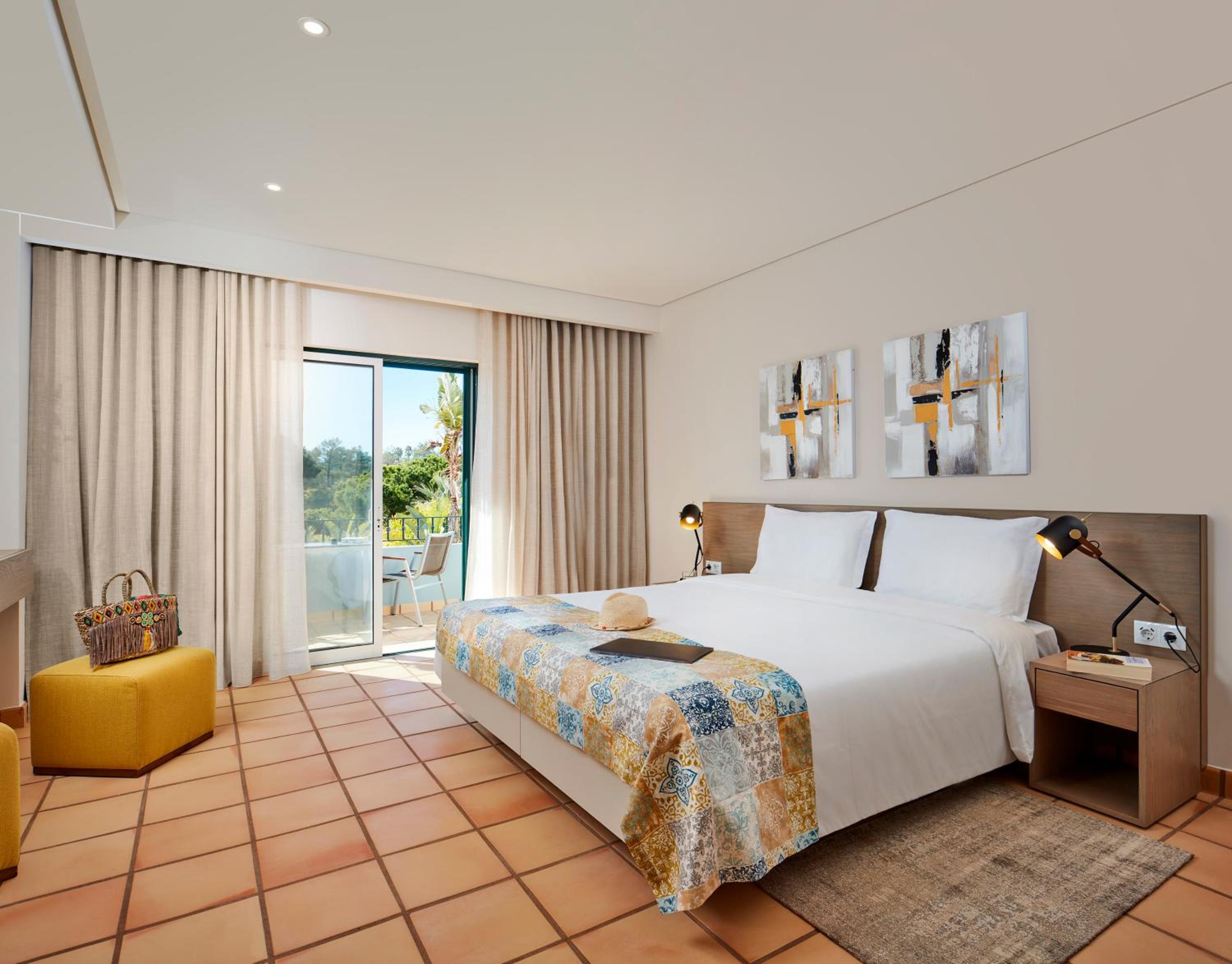 Four-Bedroom Villa with Private Pool photo 3