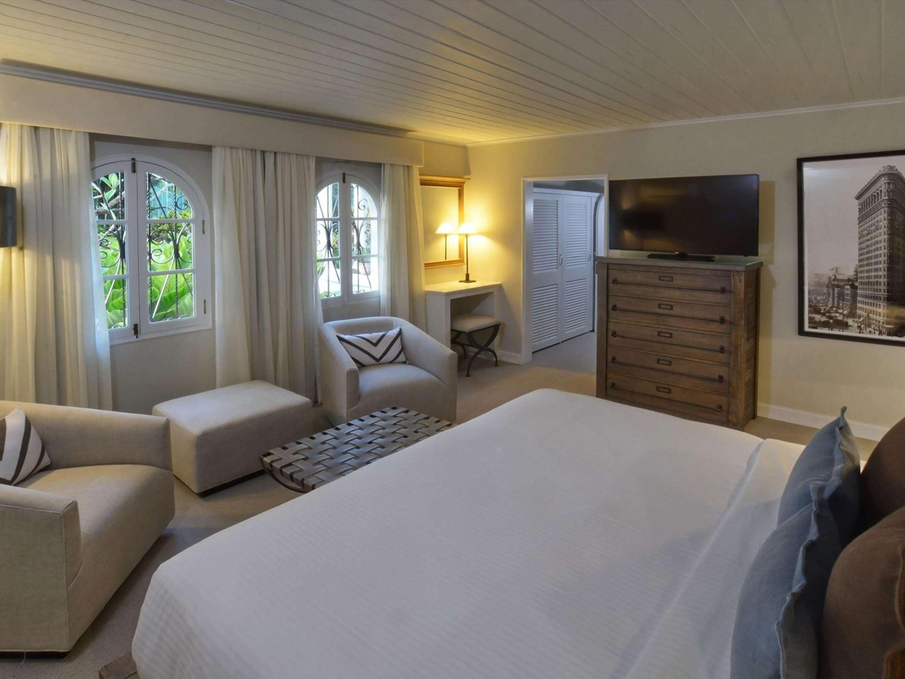 Three Bedroom Villa with Three King Beds and Garden View