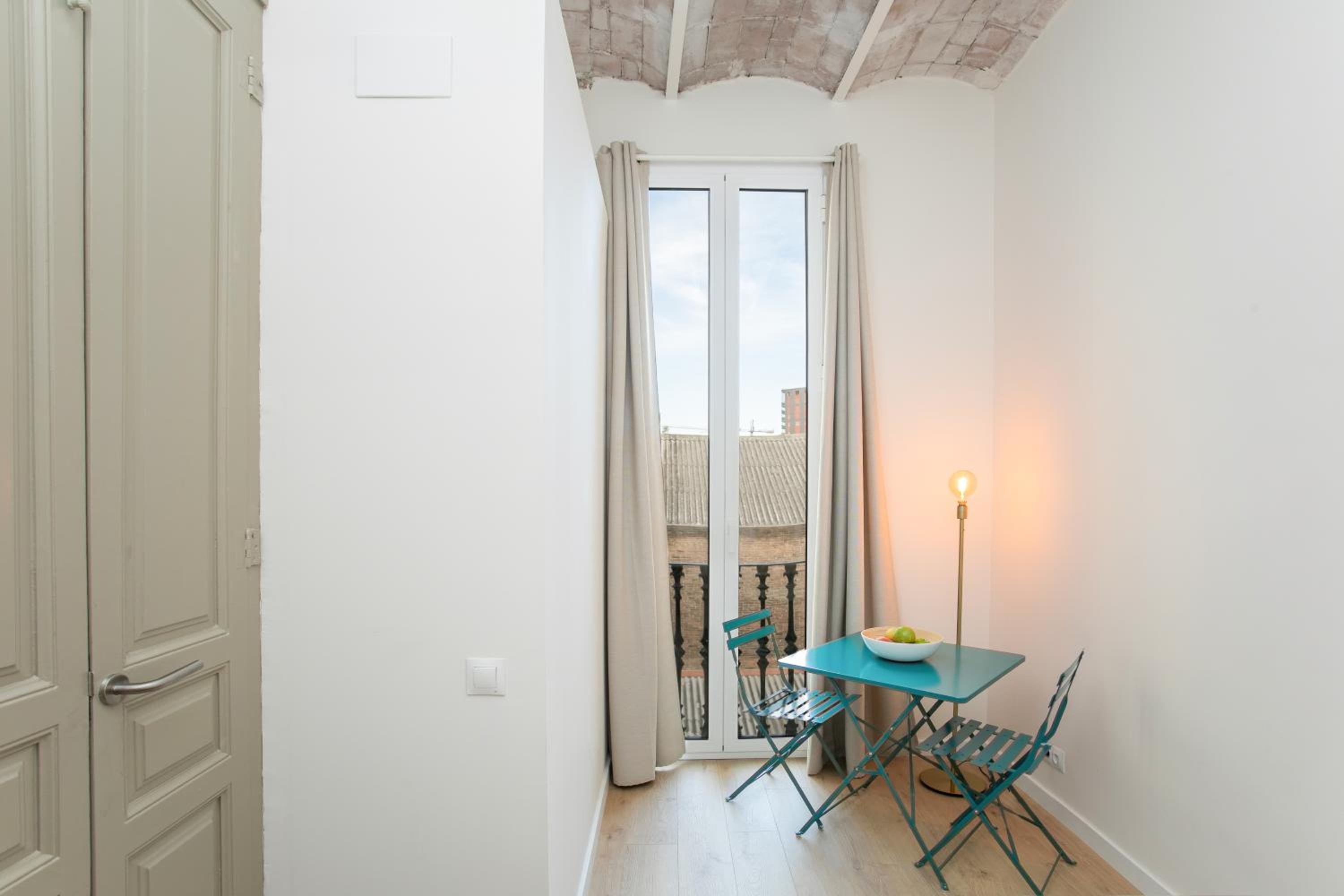 Three-Bedroom Apartment photo 2