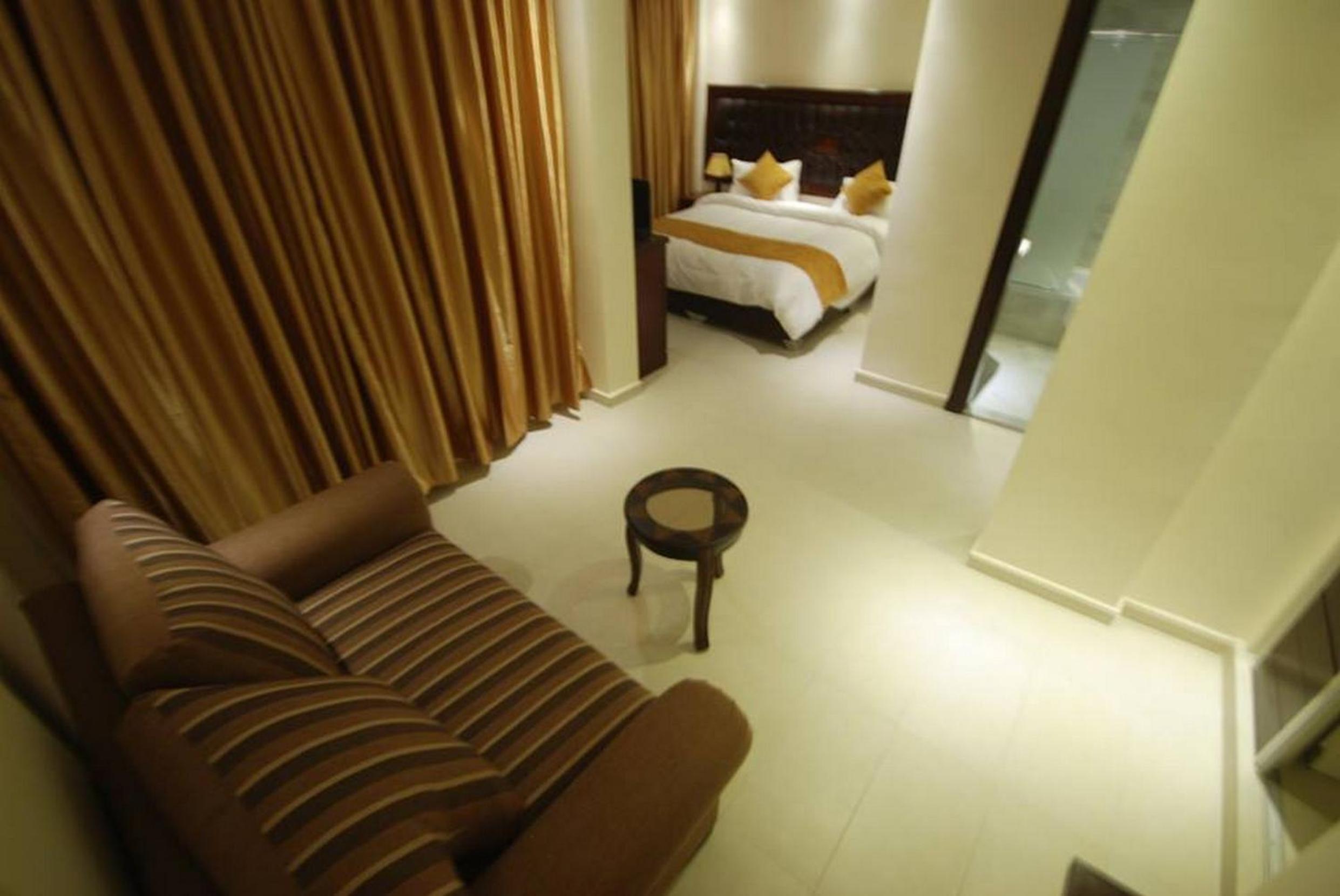 Quadruple Room - Photo 5