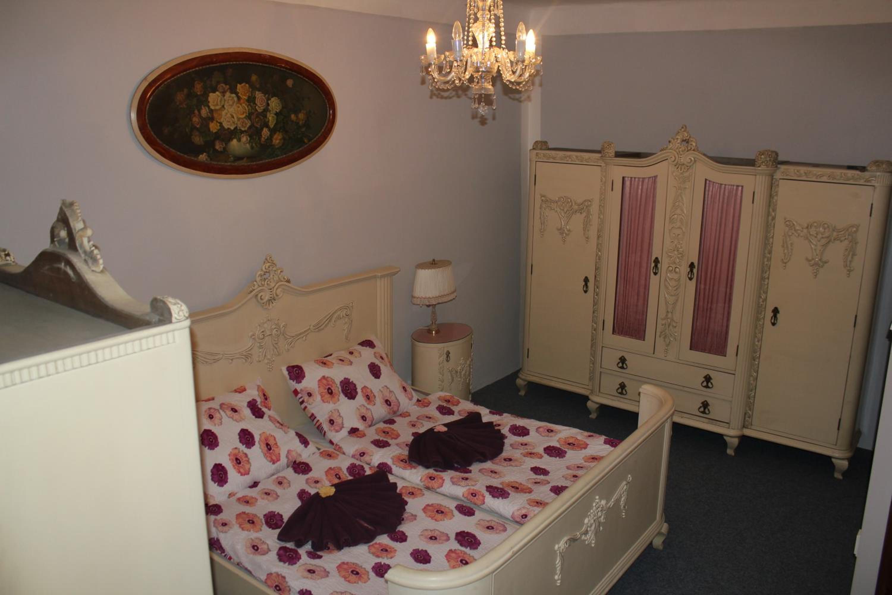 Double Room - Photo 1