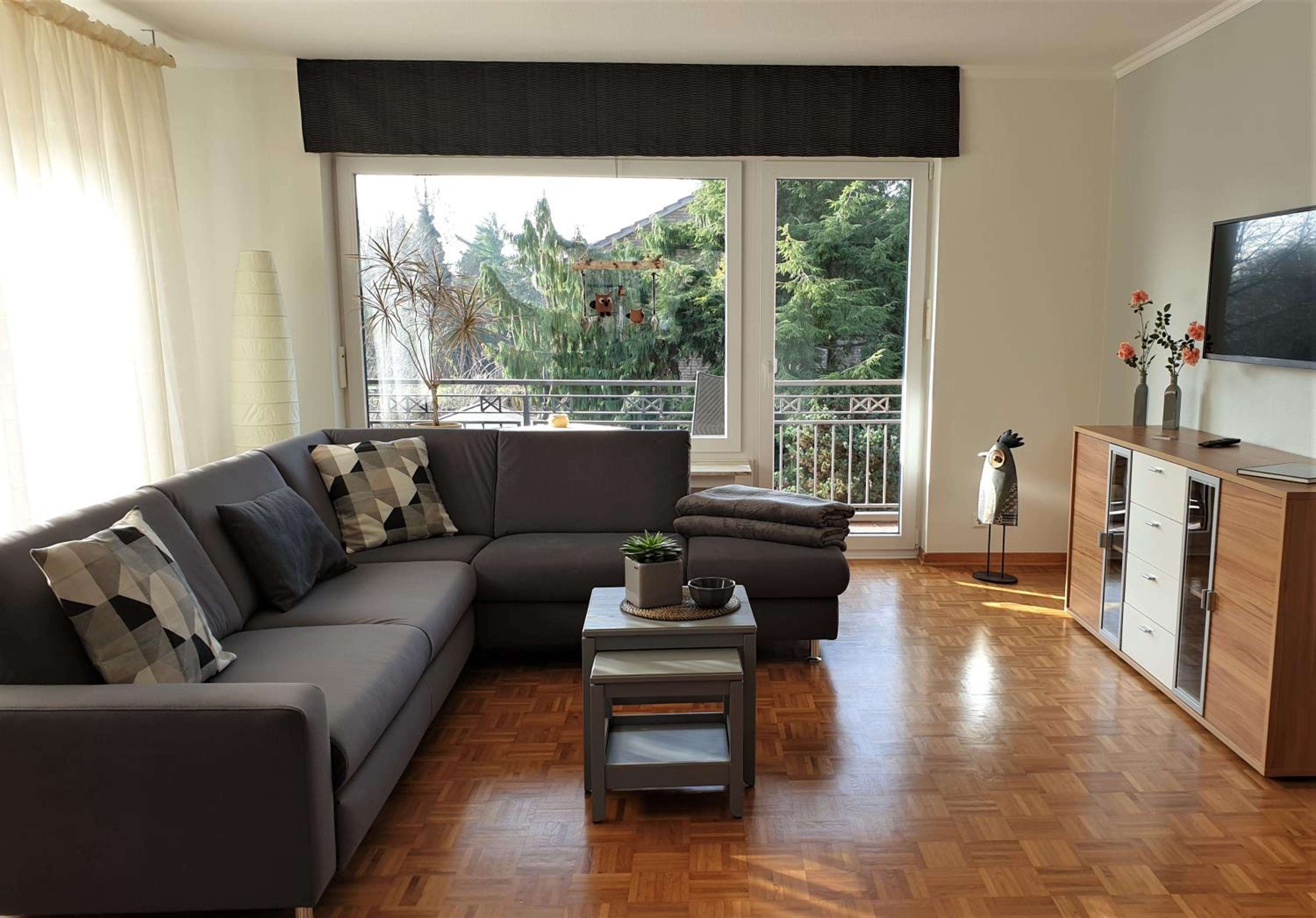 One-Bedroom Apartment photo 1