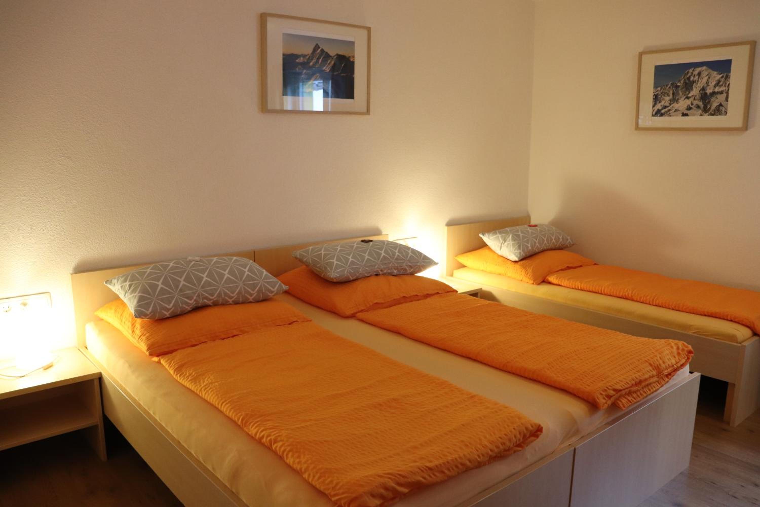 One-Bedroom Apartment photo 1