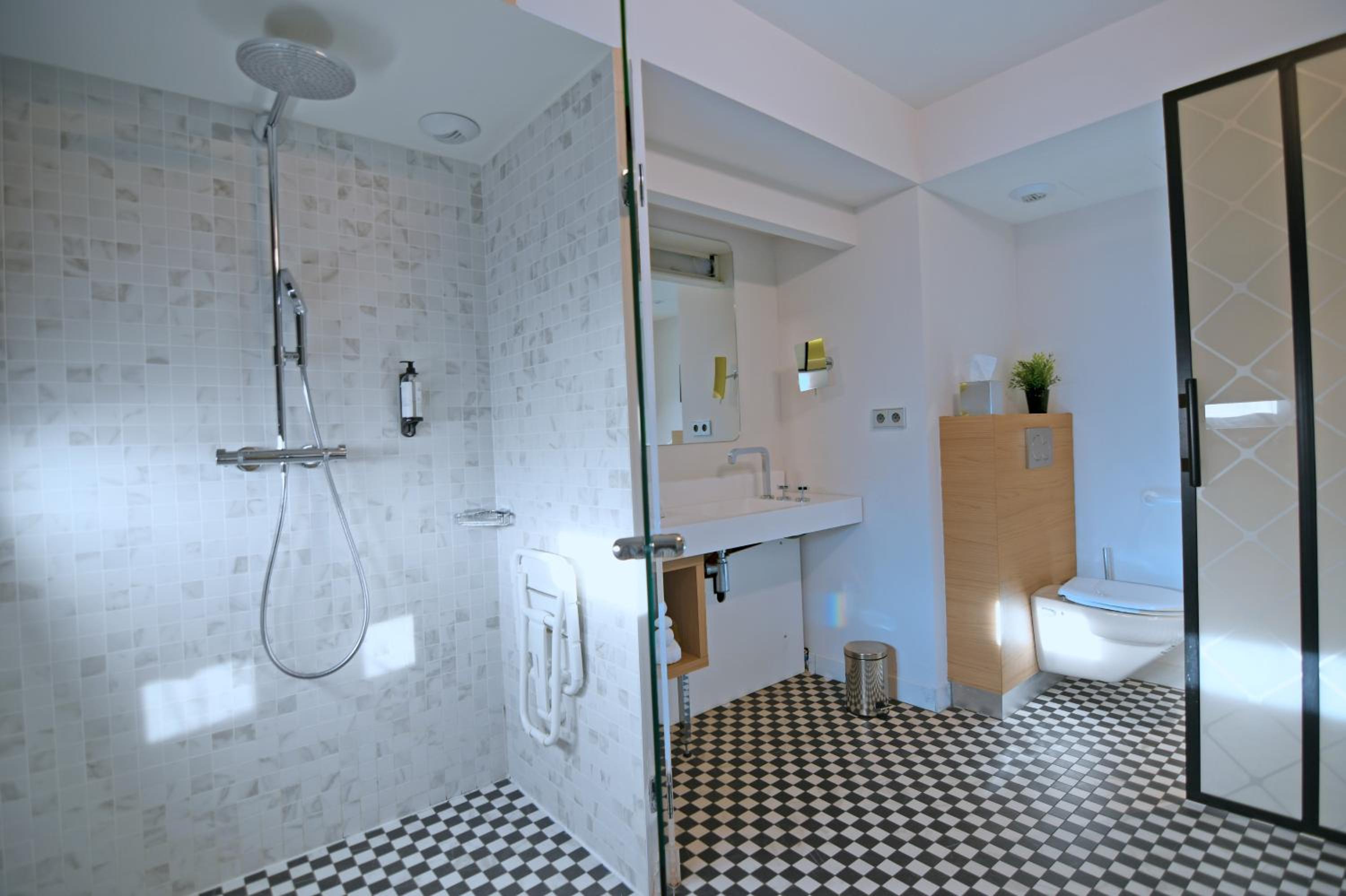 Superior Double Room - Photo 4