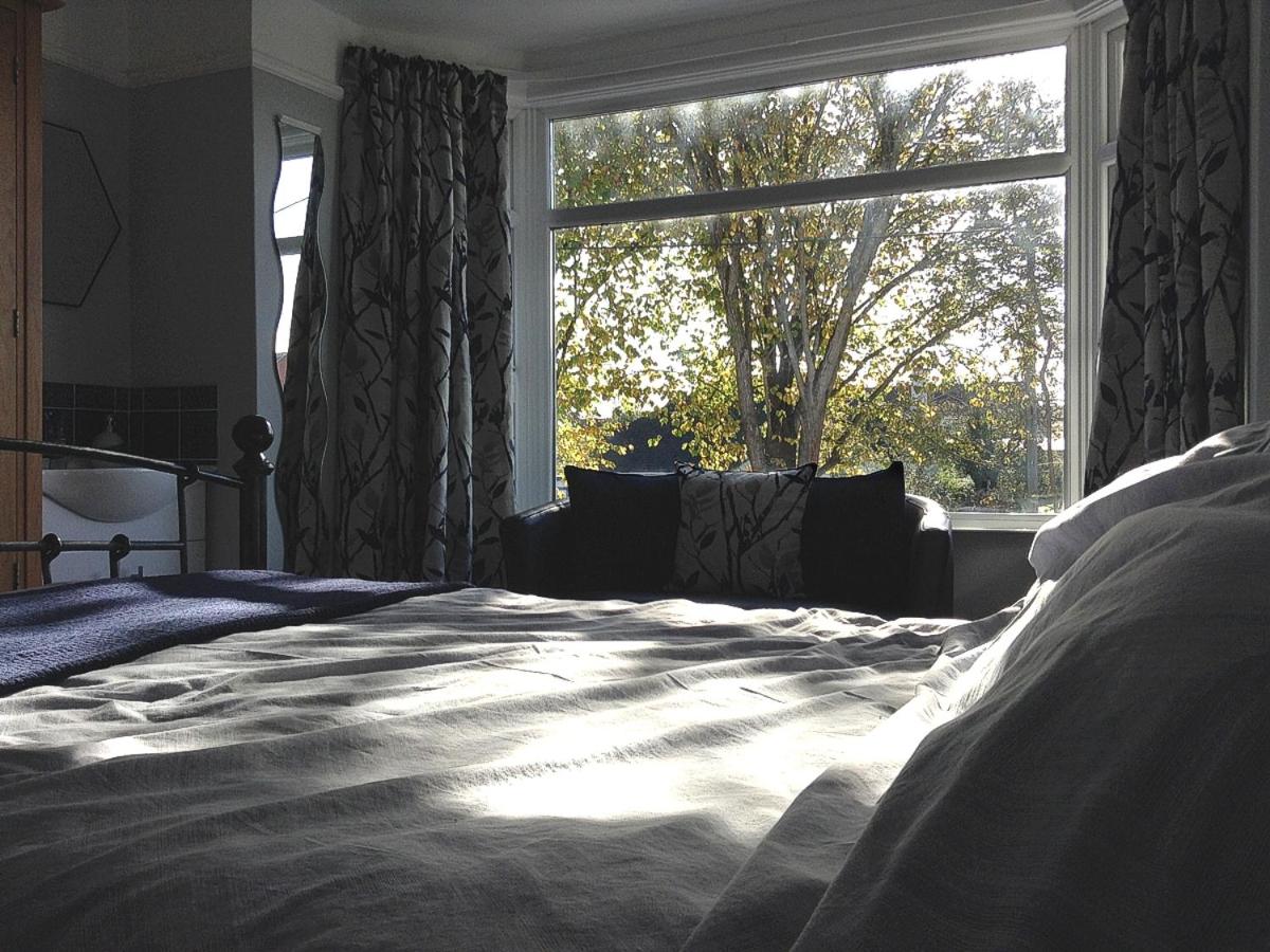 One-Bedroom Apartment - Photo 1