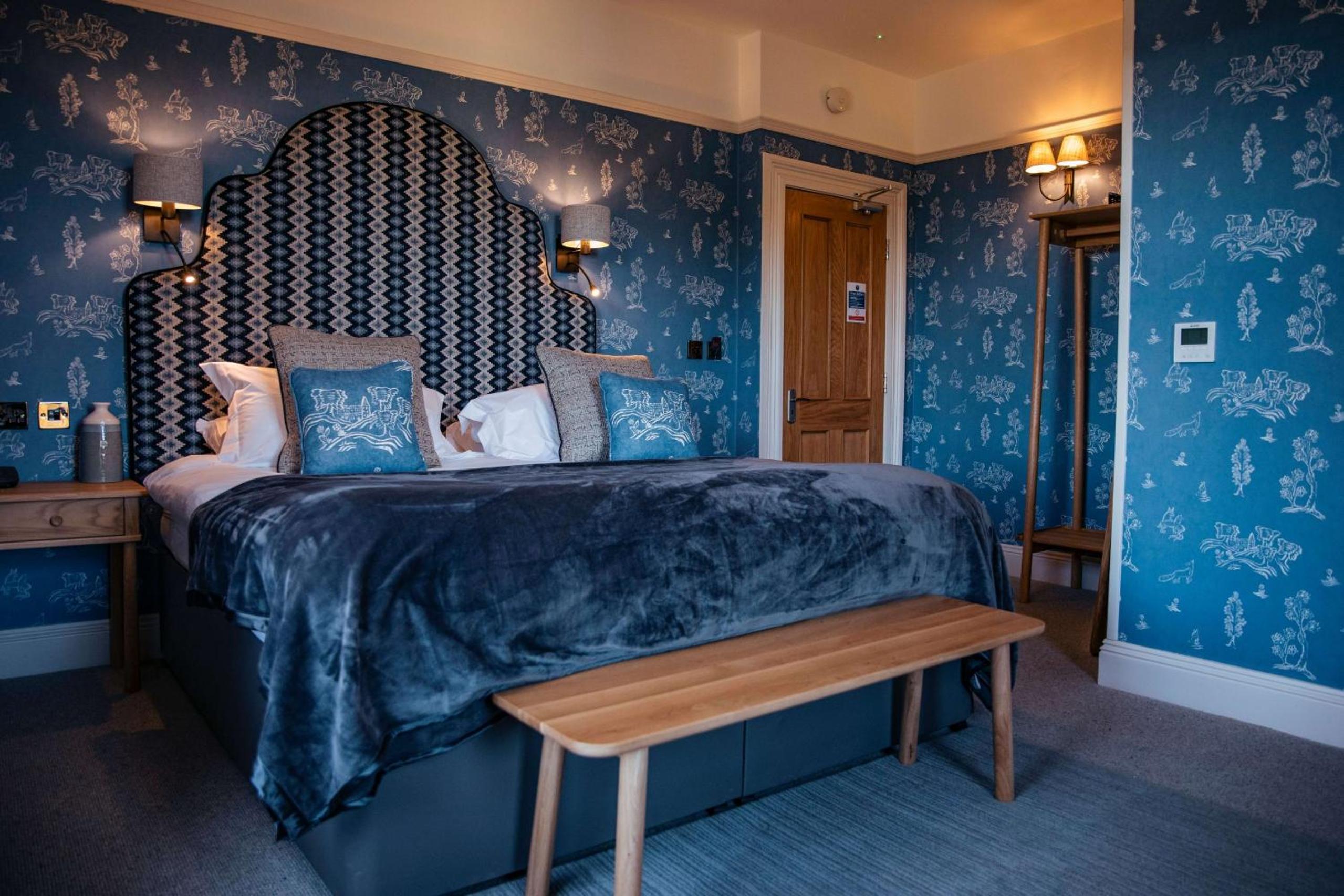 Farmhouse - Blue - Room 60 - Photo 1
