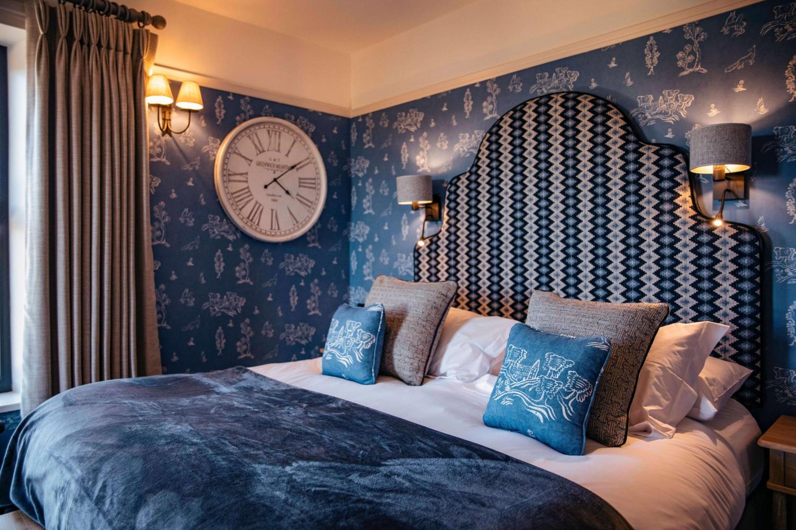 Farmhouse - Blue - Room 60 - Photo 2