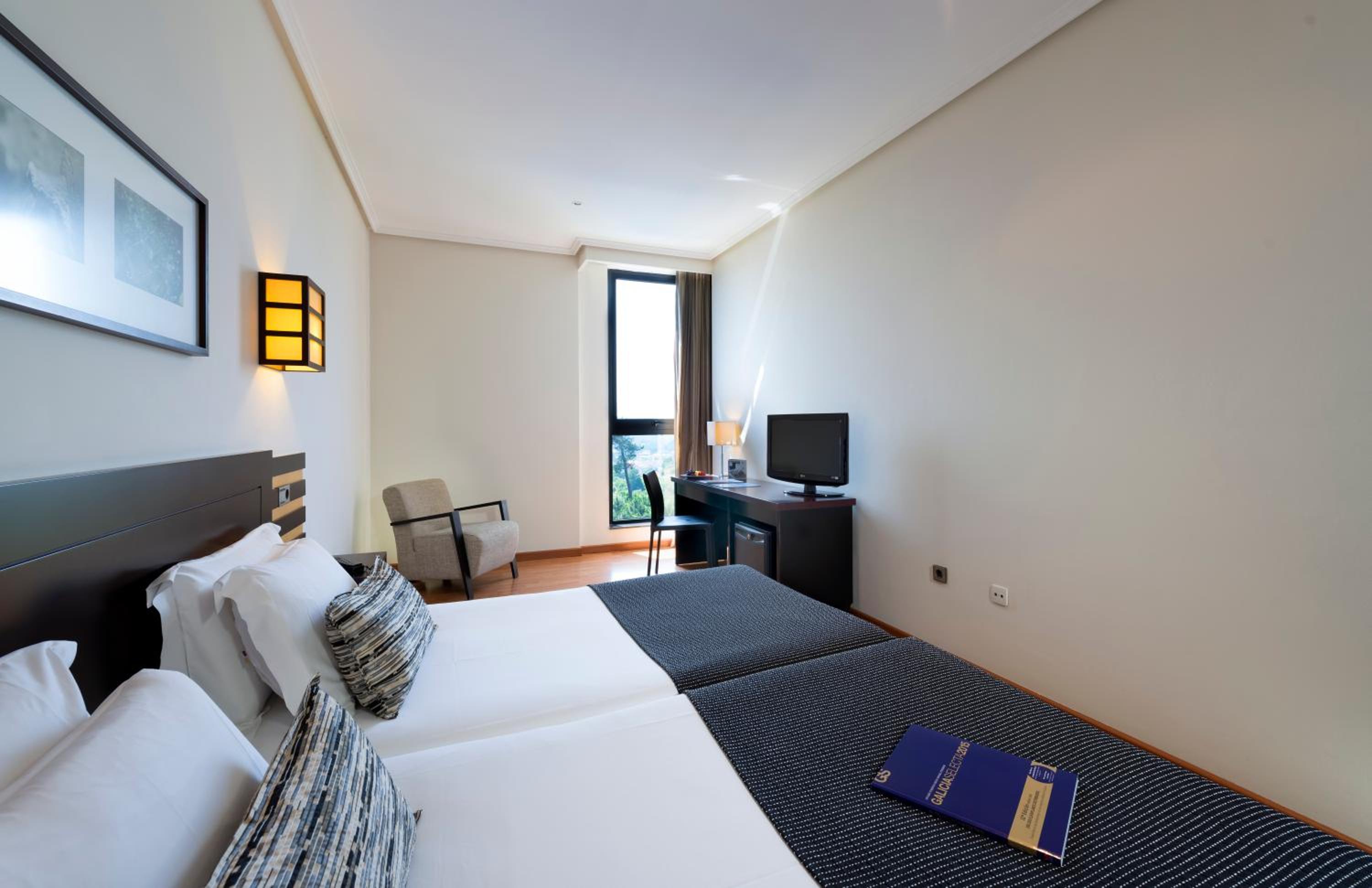 Double or Twin Room - Photo 1