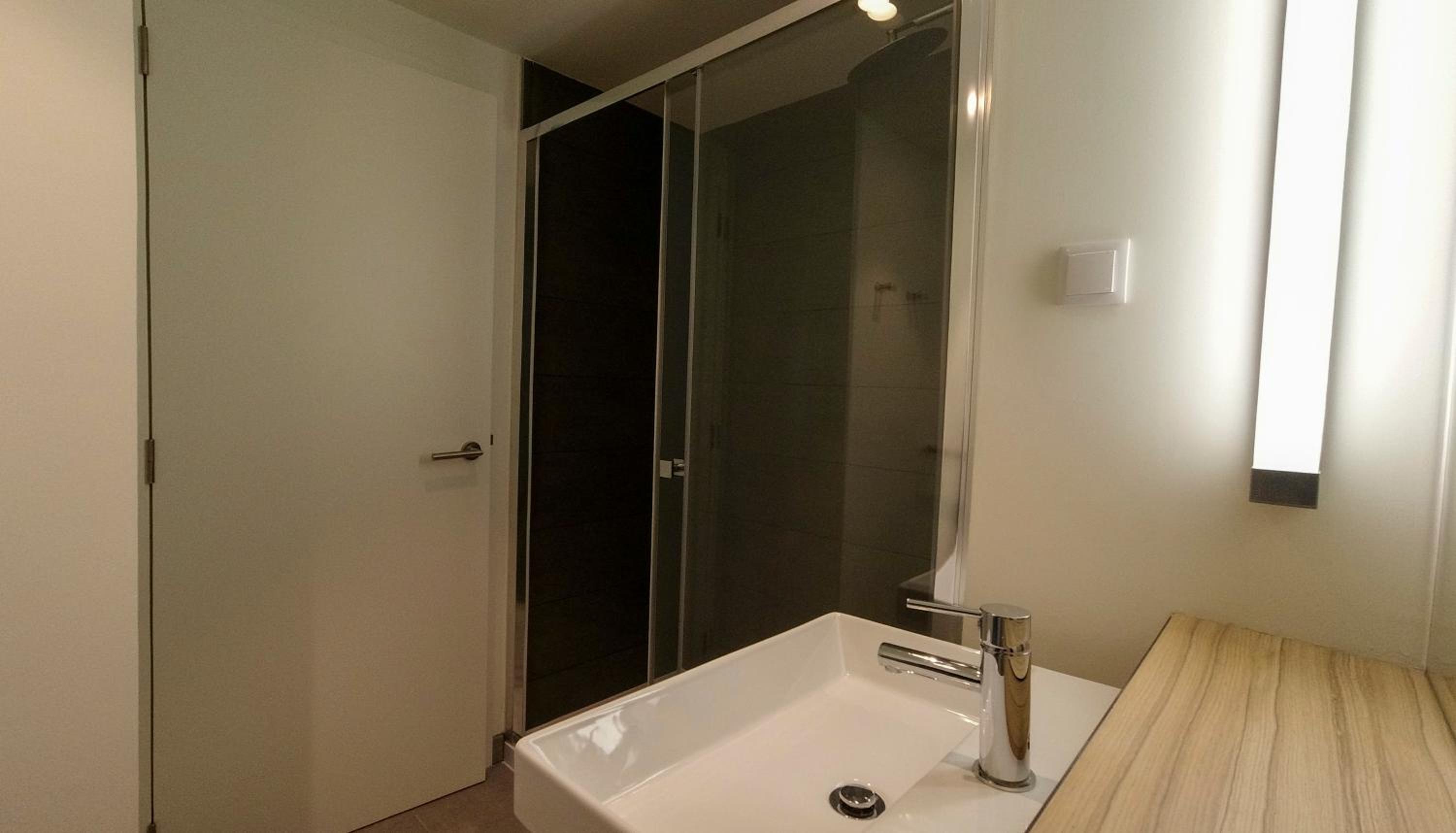 Single Room - Photo 7