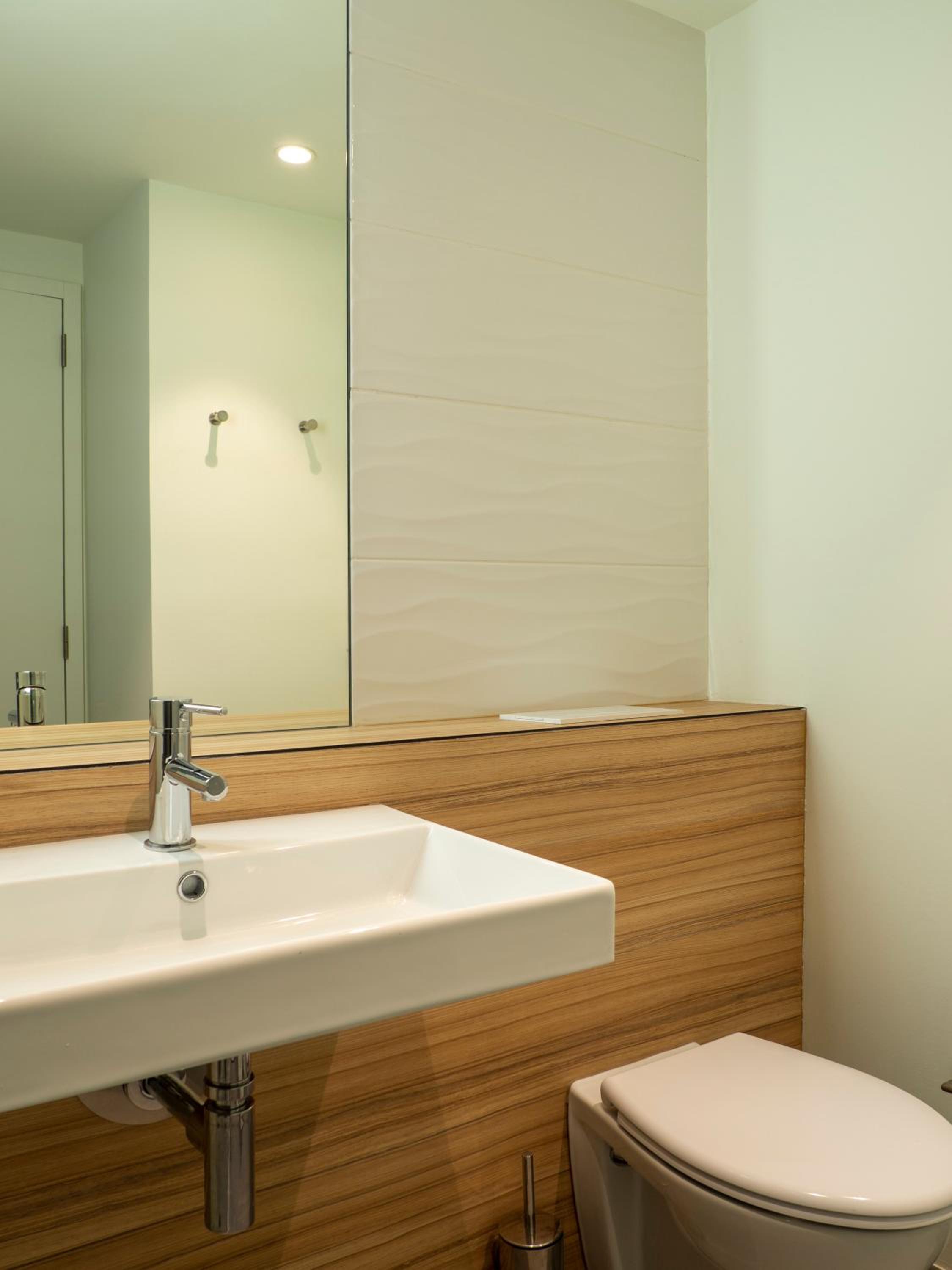 Single Room - Photo 3