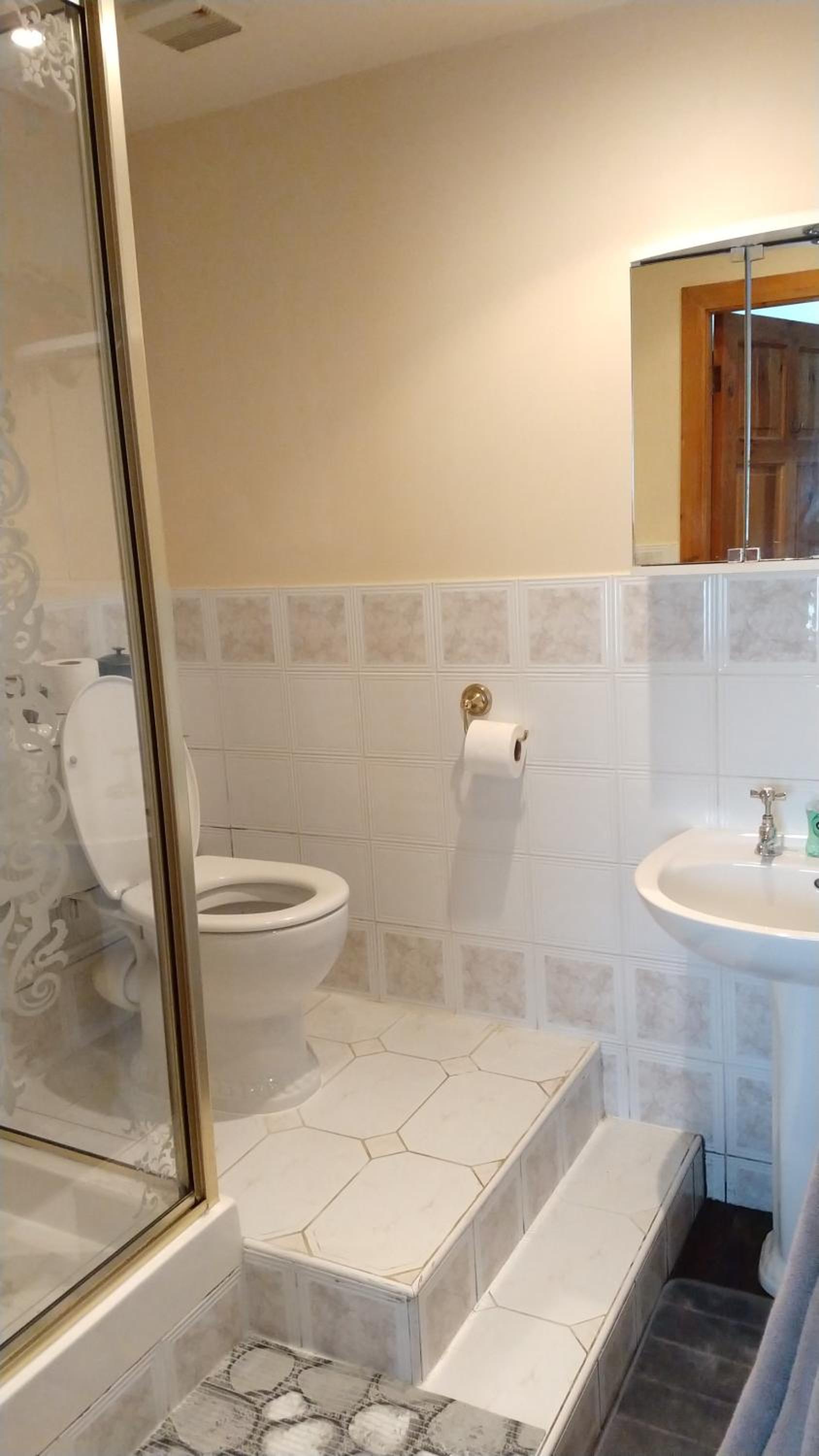 Twin Room with Shower - Photo 6